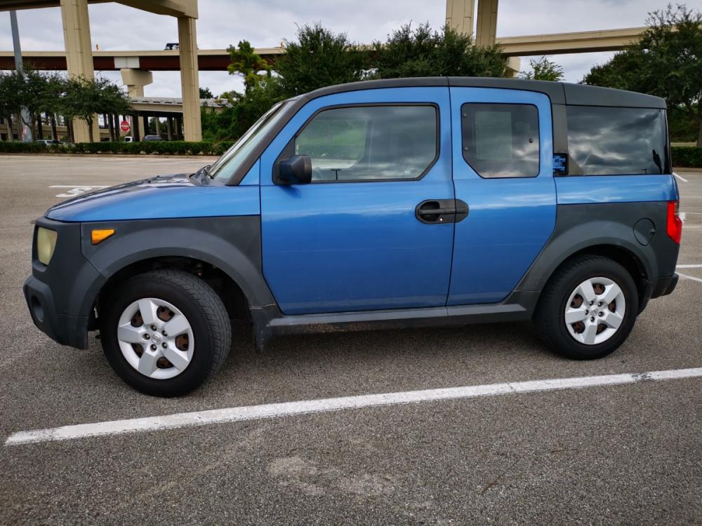 2008 Honda Element LX 2WD AT (5J6YH18308L) with an 2.4L L4 DOHC 16V engine, 5-Speed Automatic Overdrive transmission, located at 5005 Telephone Rd., Houston, TX, 77087, (713) 641-0980, 29.690666, -95.298683 - Photo #2