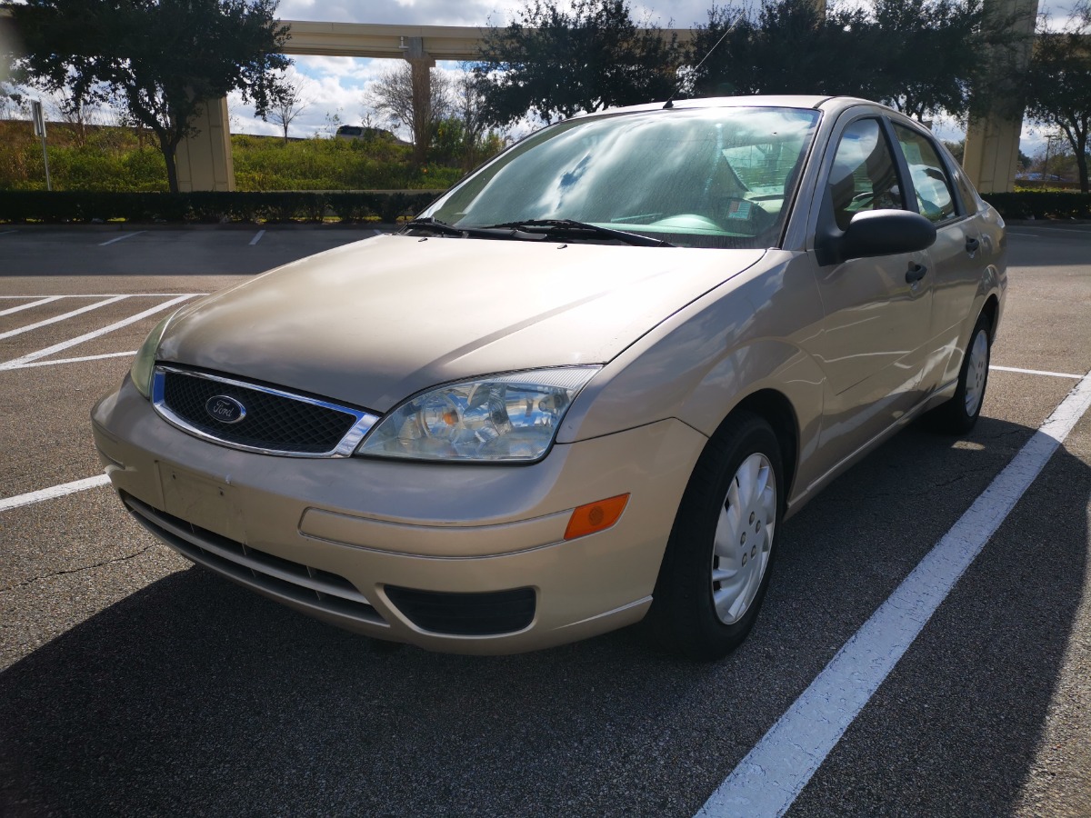 photo of 2007 Ford Focus ZX4 S