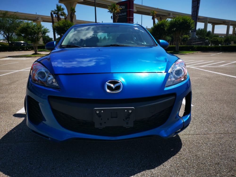 2012 Blue Mazda MAZDA3 i Touring 4-Door (JM1BL1V70C1) with an 2.0L L4 DOHC 16V engine, located at 5005 Telephone Rd., Houston, TX, 77087, (713) 641-0980, 29.690666, -95.298683 - Photo #1