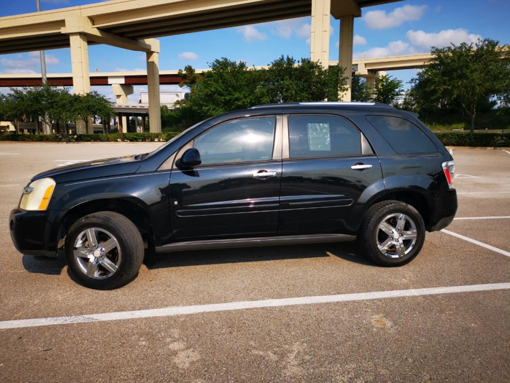2008 silver Chevrolet Equinox LTZ 2WD (2CNDL73FX86) with an 3.4L V6 OHV 12V engine, 5-Speed Automatic transmission, located at 5005 Telephone Rd., Houston, TX, 77087, (713) 641-0980, 29.690666, -95.298683 - Photo #2