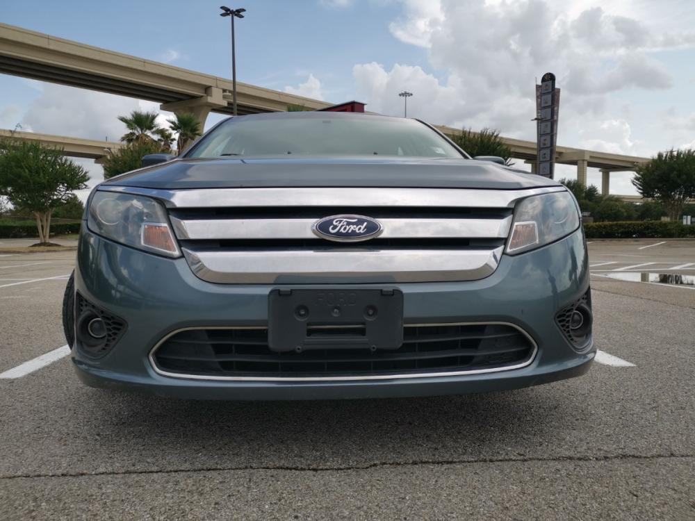 2011 Blue Ford Fusion I4 SE (3FAHP0HA0BR) with an 2.5L L4 DOHC 16V engine, located at 5005 Telephone Rd., Houston, TX, 77087, (713) 641-0980, 29.690666, -95.298683 - Photo #1