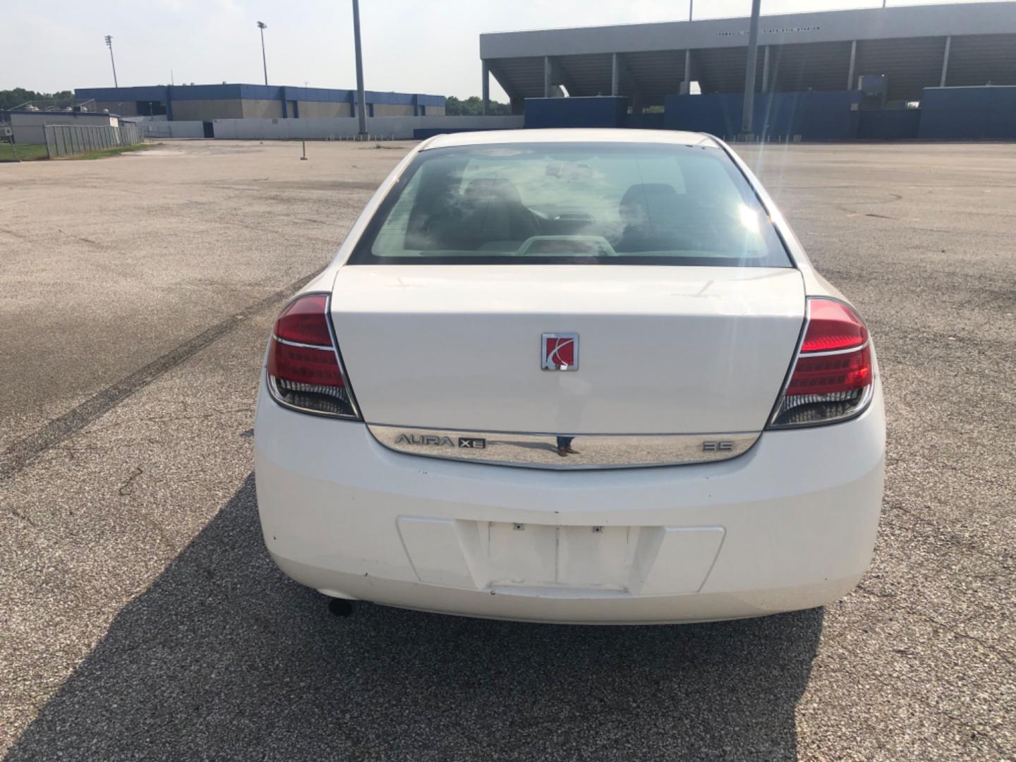 2008 white Saturn Aura XE with an 3.5L V6 12V OHV engine, 4-Speed Automatic Overdrive transmission, located at 5005 Telephone Rd., Houston, TX, 77087, (713) 641-0980, 29.690666, -95.298683 - Photo#8