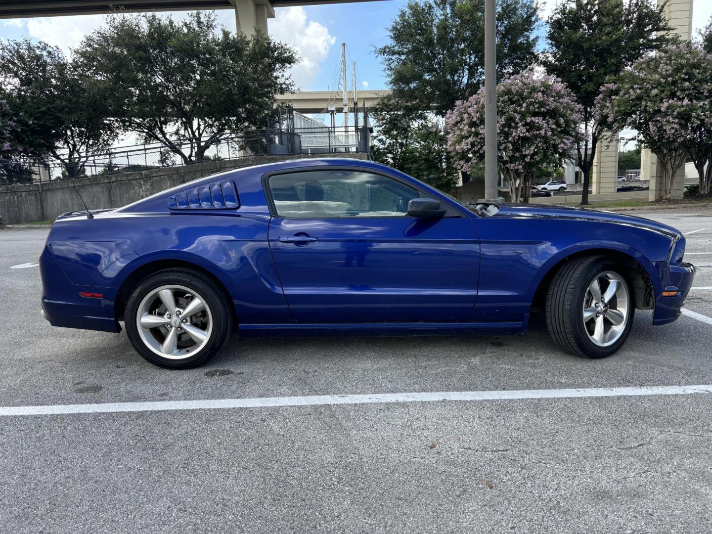 2014 Blue Ford Mustang V6 Coupe (1ZVBP8AM3E5) with an 3.7L V6 DOHC 24V engine, located at 5005 Telephone Rd., Houston, TX, 77087, (713) 641-0980, 29.690666, -95.298683 - Photo#5