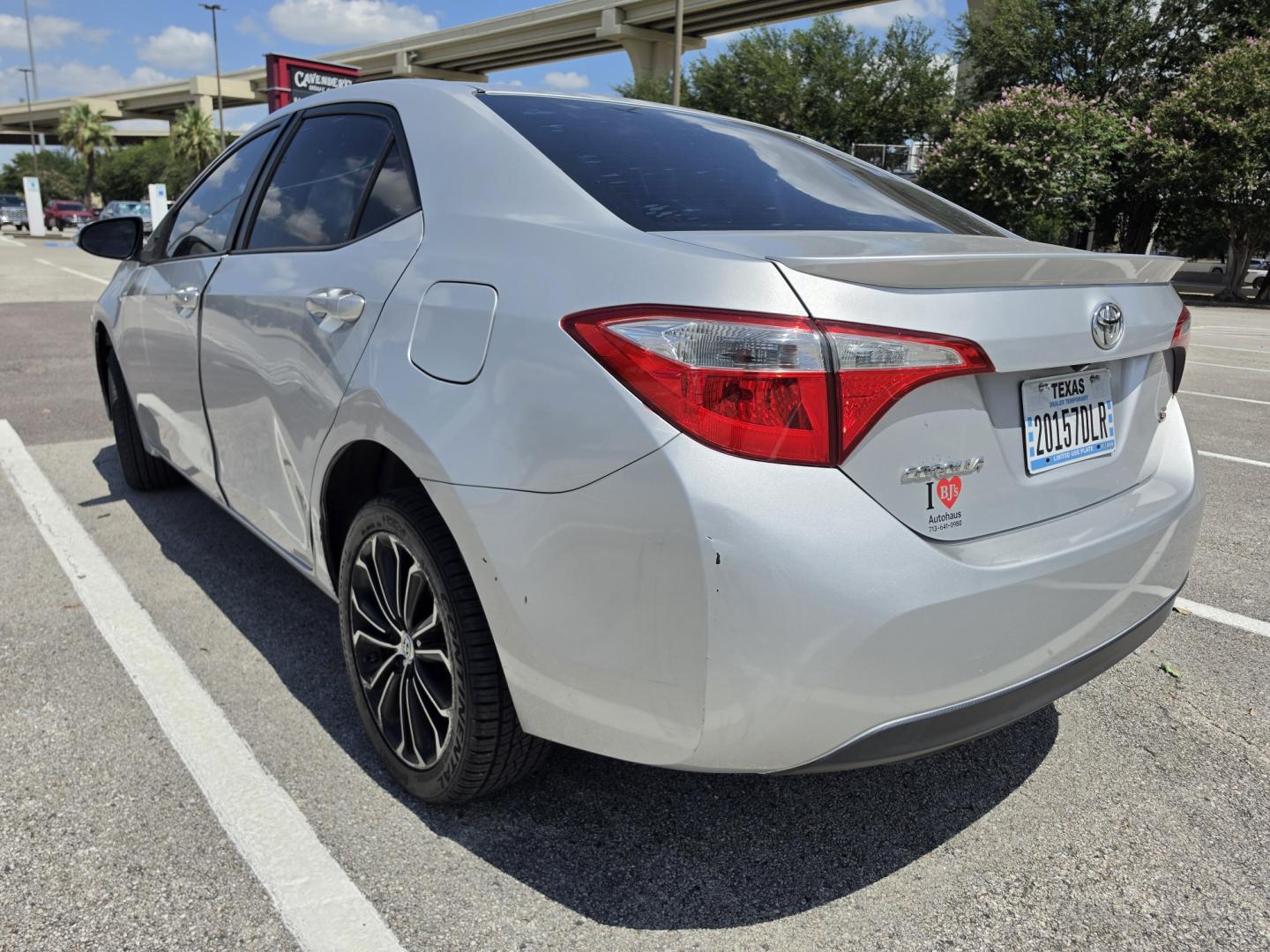 2014 silver /Black Toyota Corolla L 4-Speed AT (5YFBURHE8EP) with an 1.8L L4 DOHC 16V engine, 4-Speed Automatic transmission, located at 5005 Telephone Rd., Houston, TX, 77087, (713) 641-0980, 29.690666, -95.298683- Photo#1