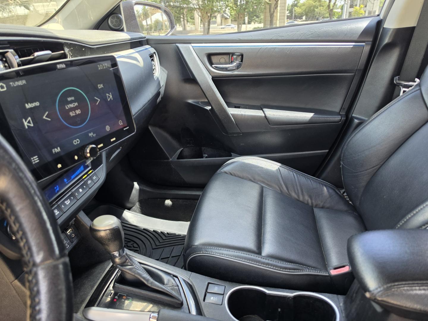 2014 silver /Black Toyota Corolla L 4-Speed AT (5YFBURHE8EP) with an 1.8L L4 DOHC 16V engine, 4-Speed Automatic transmission, located at 5005 Telephone Rd., Houston, TX, 77087, (713) 641-0980, 29.690666, -95.298683- Photo#5