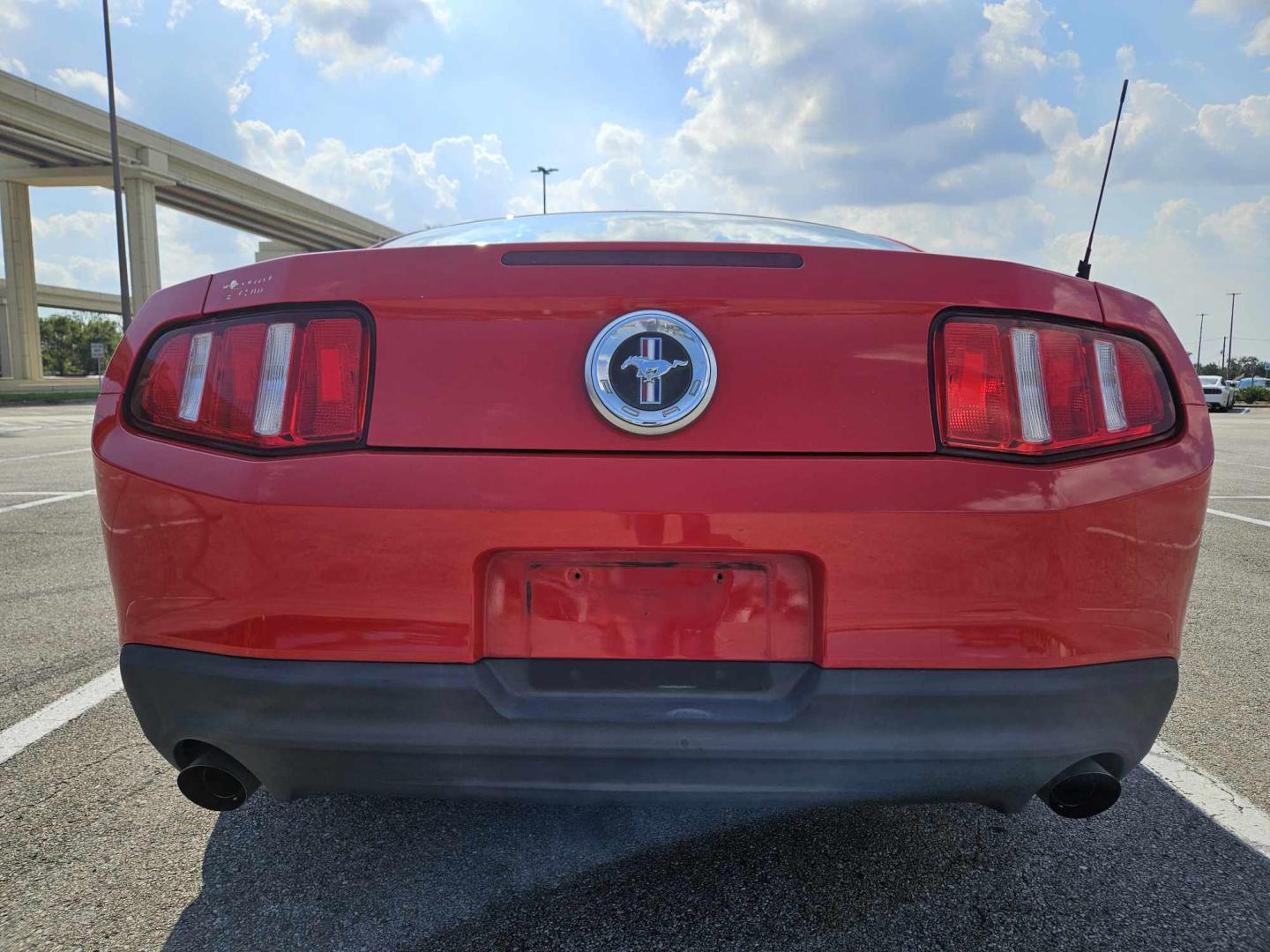 2012 Red Ford Mustang V6 Coupe (1ZVBP8AM0C5) with an 3.7L V6 DOHC 24V engine, located at 5005 Telephone Rd., Houston, TX, 77087, (713) 641-0980, 29.690666, -95.298683 - Photo#3