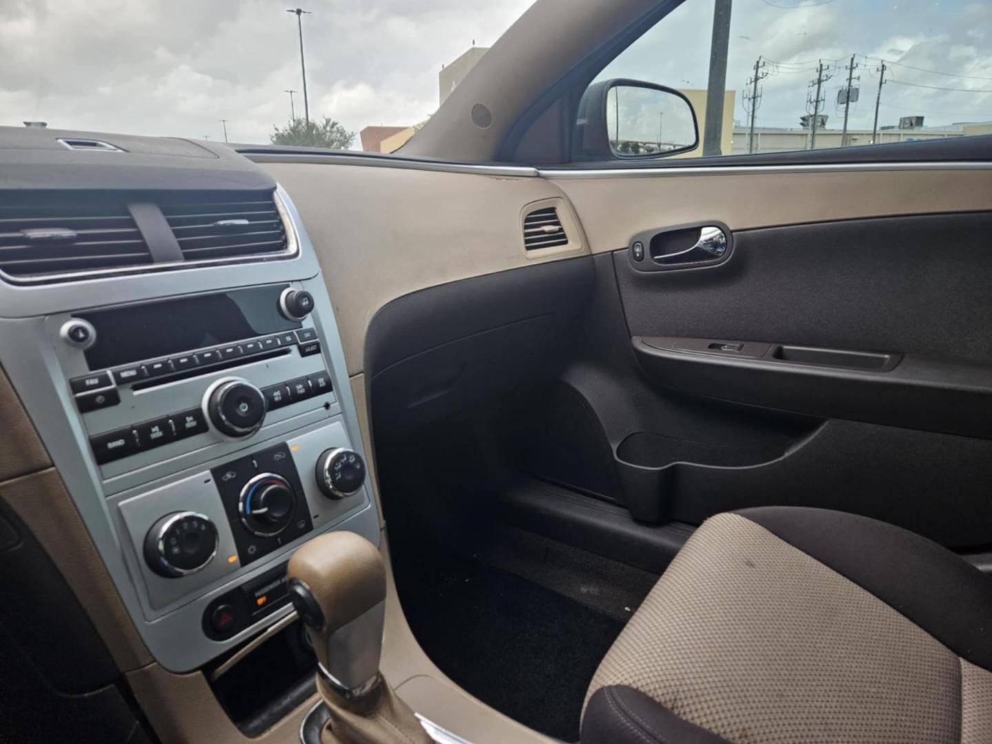 2012 Gray Chevrolet Malibu 1LT (1G1ZC5E07CF) with an 2.4L L4 DOHC 16V engine, 6-Speed Automatic transmission, located at 5005 Telephone Rd., Houston, TX, 77087, (713) 641-0980, 29.690666, -95.298683 - Photo#5