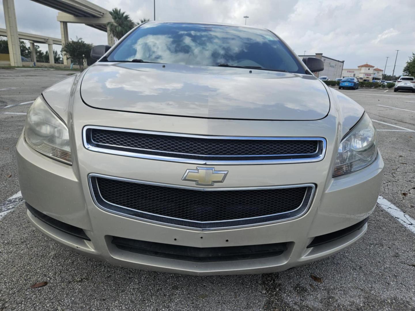 2012 Gray Chevrolet Malibu 1LT (1G1ZC5E07CF) with an 2.4L L4 DOHC 16V engine, 6-Speed Automatic transmission, located at 5005 Telephone Rd., Houston, TX, 77087, (713) 641-0980, 29.690666, -95.298683 - Photo#1