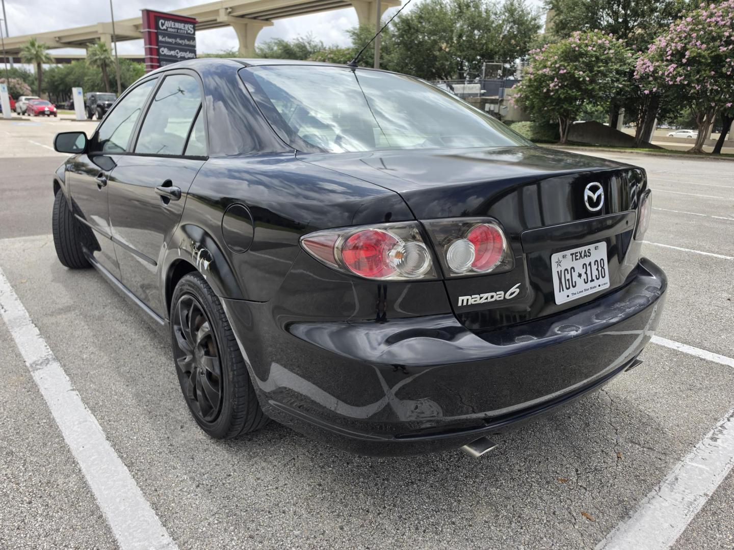 2008 Black Mazda MAZDA6 i Sports Sedan Grand Touring (1YVHP80CX85) with an 2.3L L4 DOHC 16V engine, located at 5005 Telephone Rd., Houston, TX, 77087, (713) 641-0980, 29.690666, -95.298683 - Photo#3