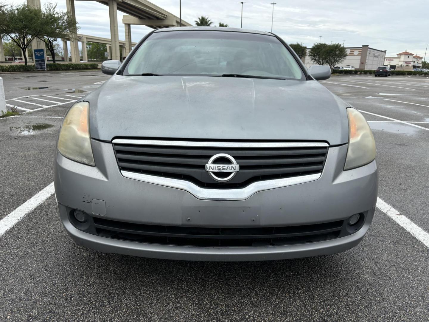 2008 Gray Nissan Altima 2.5 (1N4AL21E78N) with an 2.5L L4 DOHC 16V engine, 6-Speed Manual Overdrive transmission, located at 5005 Telephone Rd., Houston, TX, 77087, (713) 641-0980, 29.690666, -95.298683- Photo#1