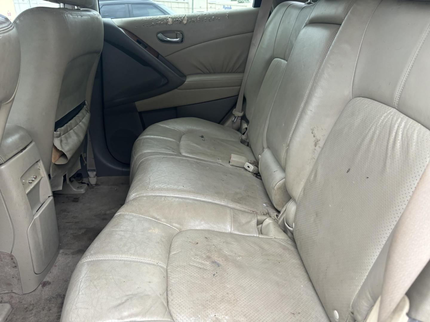 2009 white Nissan Murano LE AWD (JN8AZ18W09W) with an 3.5L V6 DOHC 24V engine, Automatic CVT Overdrive transmission, located at 5005 Telephone Rd., Houston, TX, 77087, (713) 641-0980, 29.690666, -95.298683 - Photo#6