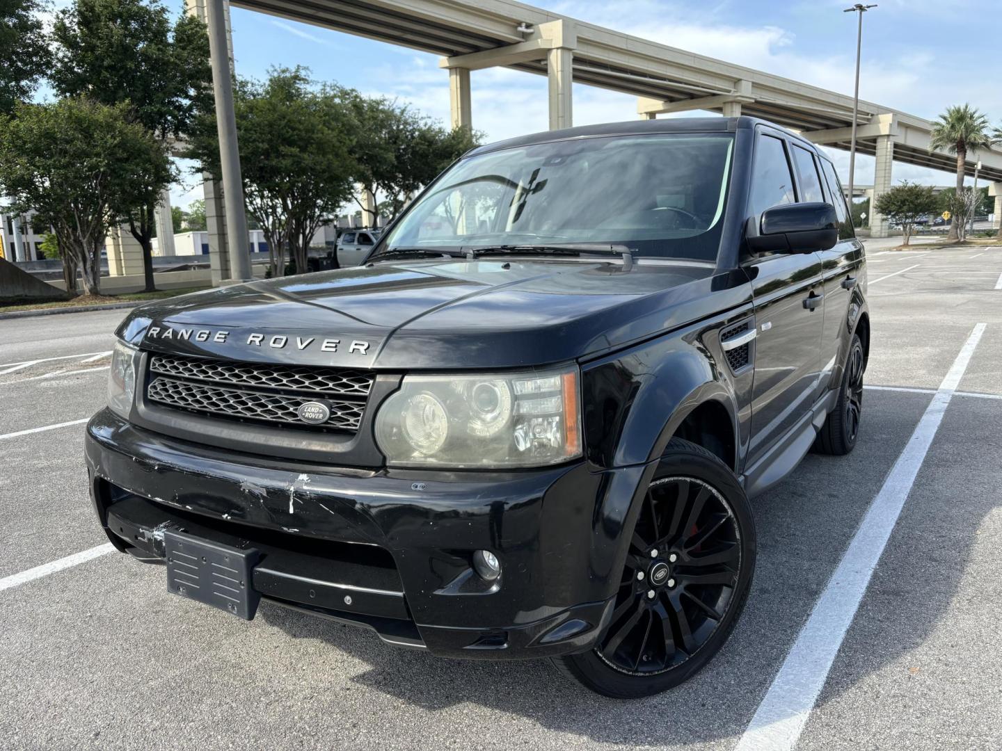2011 Black Land Rover Range Rover Sport HSE (SALSK2D48BA) with an 4.4L V8 DOHC 32V engine, 6-Speed Automatic transmission, located at 5005 Telephone Rd., Houston, TX, 77087, (713) 641-0980, 29.690666, -95.298683- Photo#0