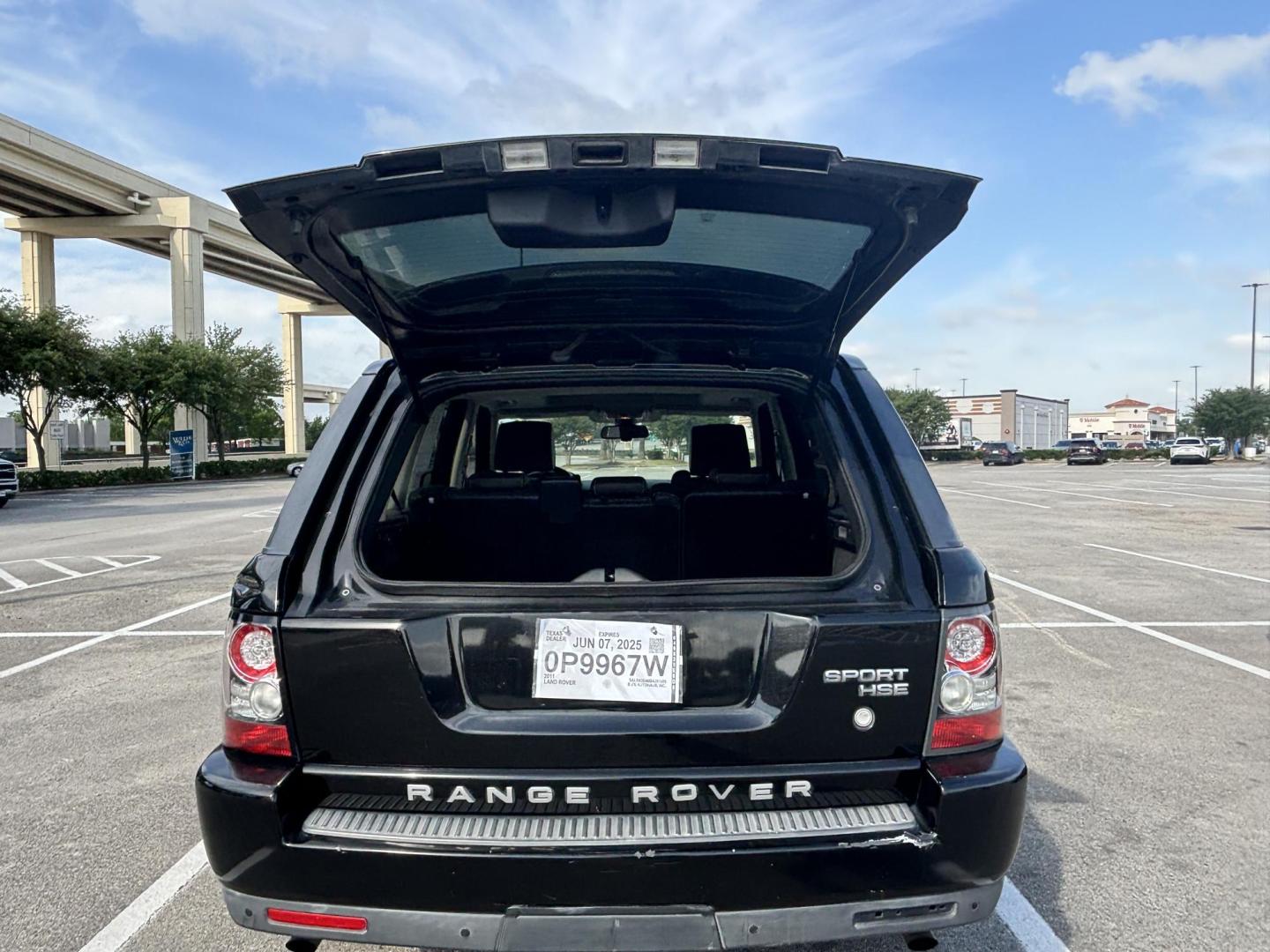 2011 Black Land Rover Range Rover Sport HSE (SALSK2D48BA) with an 4.4L V8 DOHC 32V engine, 6-Speed Automatic transmission, located at 5005 Telephone Rd., Houston, TX, 77087, (713) 641-0980, 29.690666, -95.298683- Photo#6