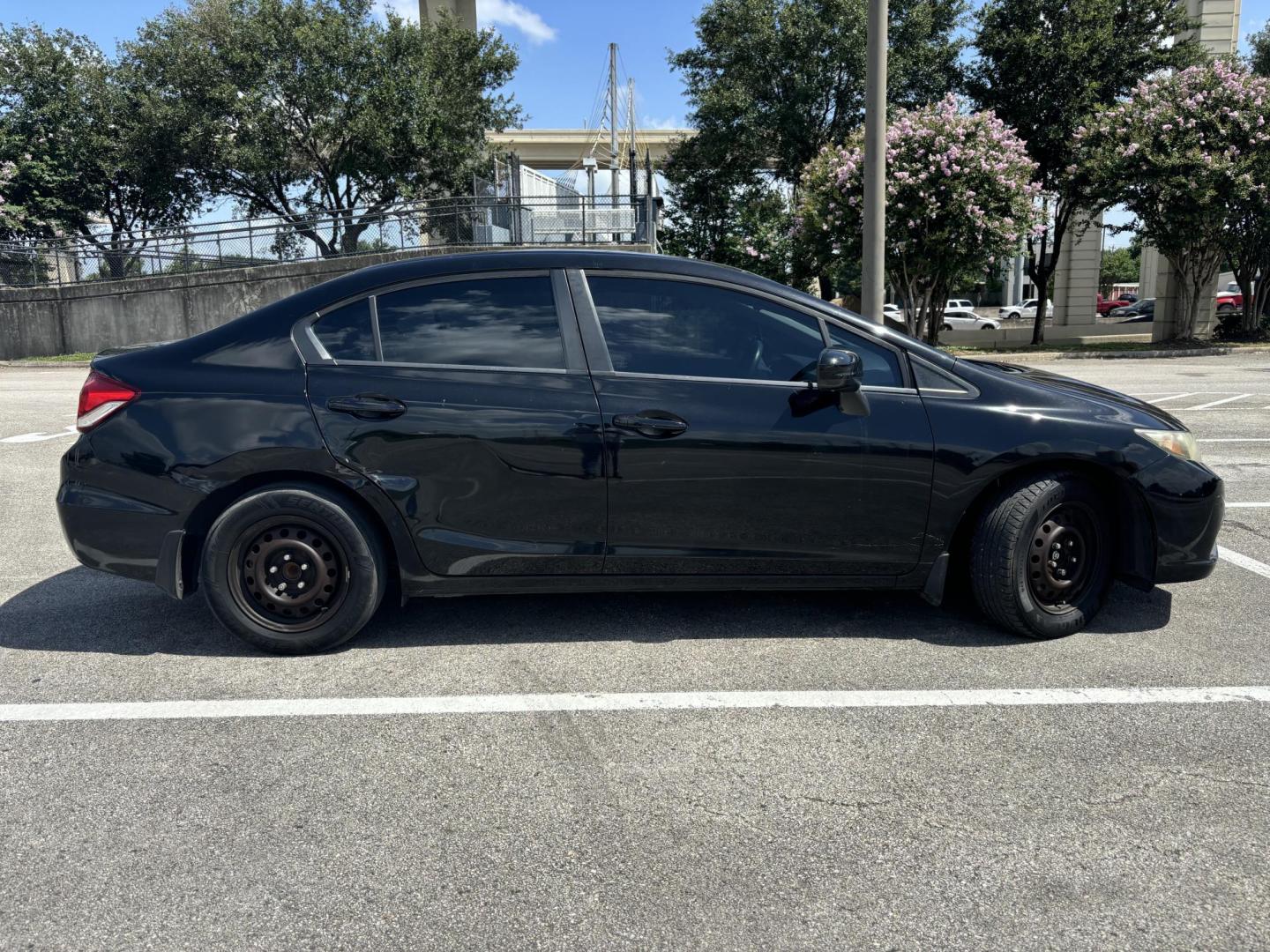 2015 Black Honda Civic LX Sedan CVT (2HGFB2F52FH) with an 1.8L L4 SOHC 16V engine, Continuously Variable Transmission transmission, located at 5005 Telephone Rd., Houston, TX, 77087, (713) 641-0980, 29.690666, -95.298683 - Photo#5