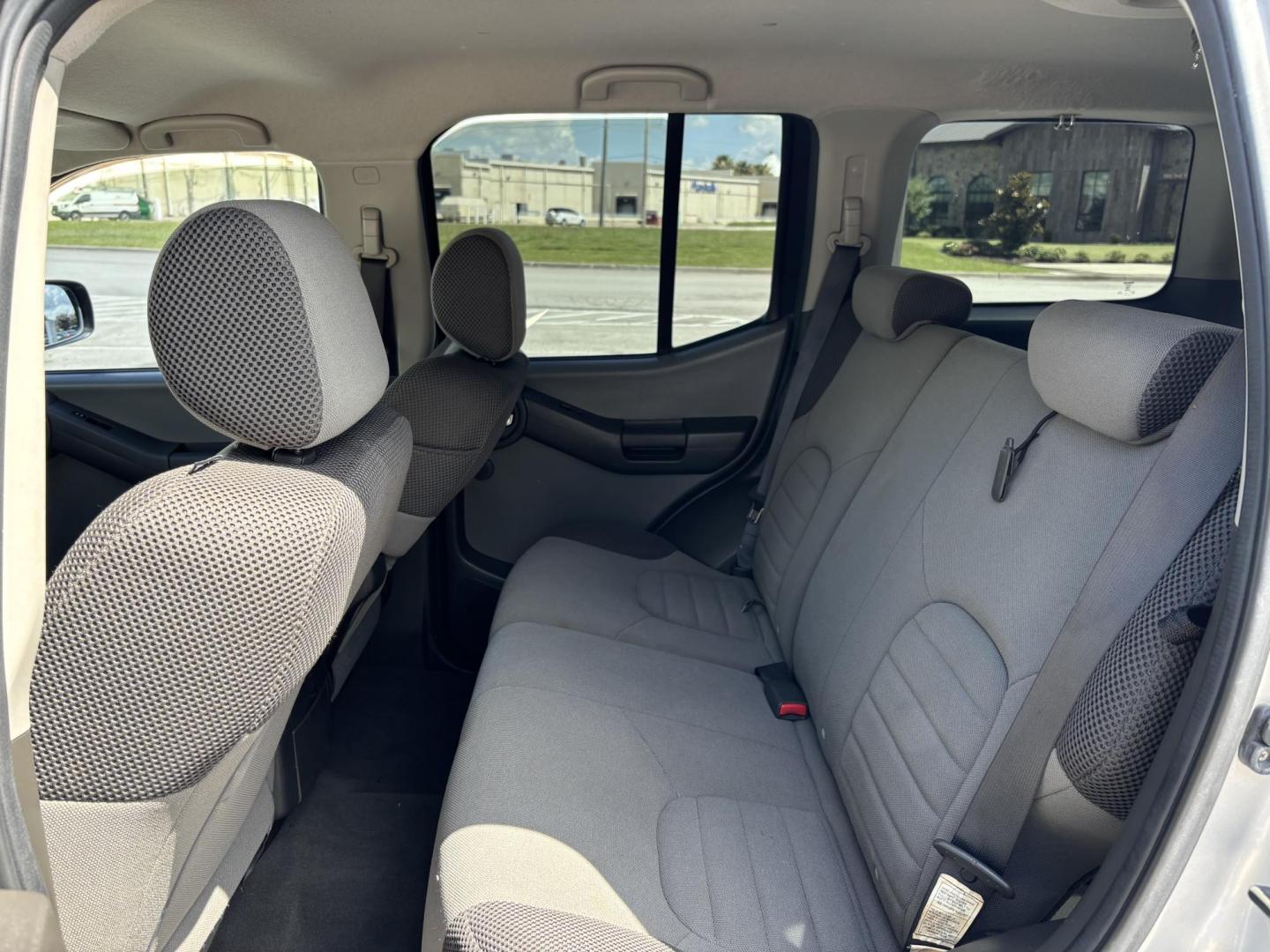 2008 silver Nissan Xterra S 2WD (5N1AN08U98C) with an 4.0L V6 DOHC 24V engine, located at 5005 Telephone Rd., Houston, TX, 77087, (713) 641-0980, 29.690666, -95.298683 - Photo#6