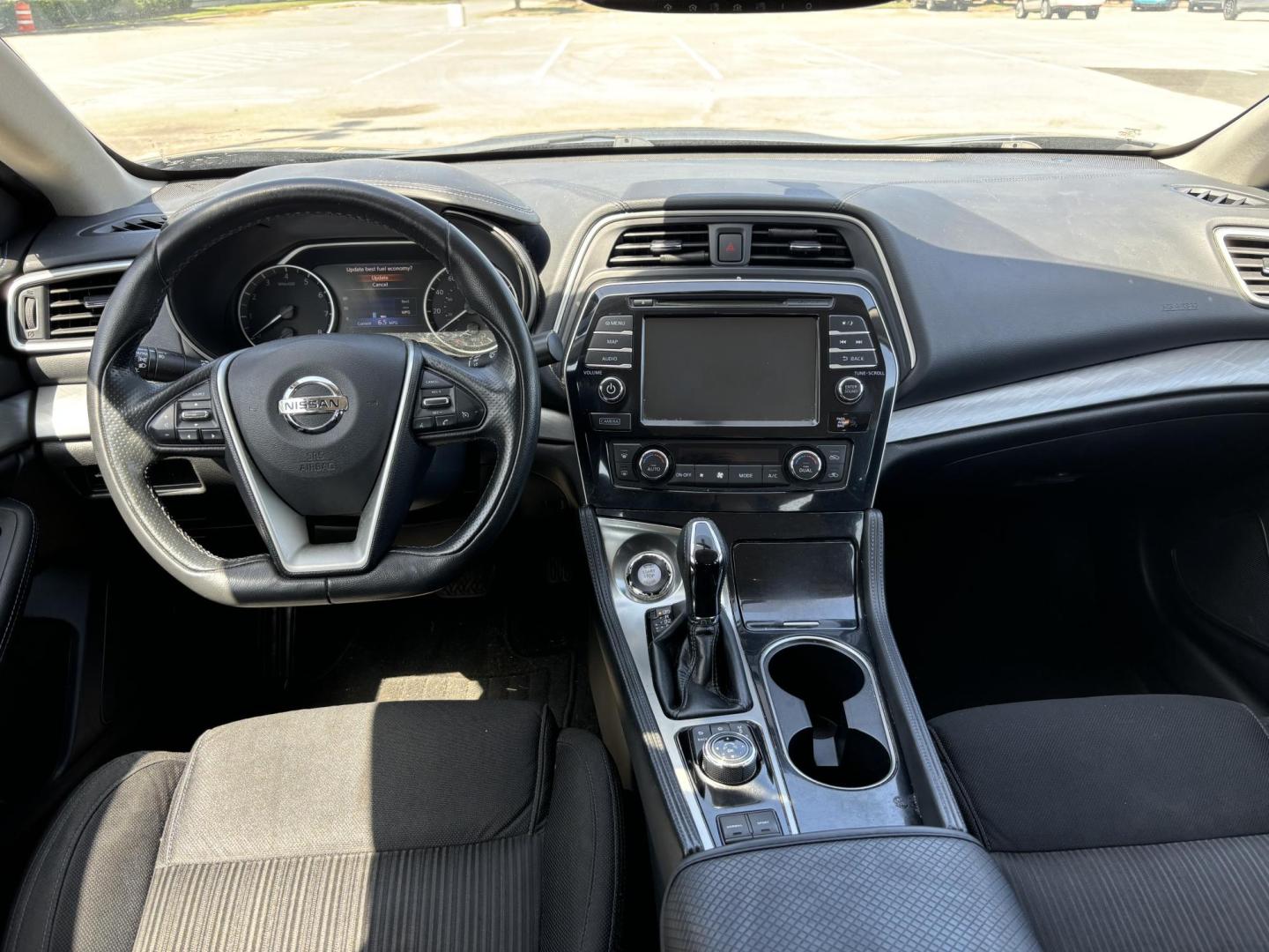 2018 Gray Nissan Maxima 3.5 SV (1N4AA6AP6JC) with an 3.5L V6 DOHC 24V engine, CVT transmission, located at 5005 Telephone Rd., Houston, TX, 77087, (713) 641-0980, 29.690666, -95.298683 - Photo#8