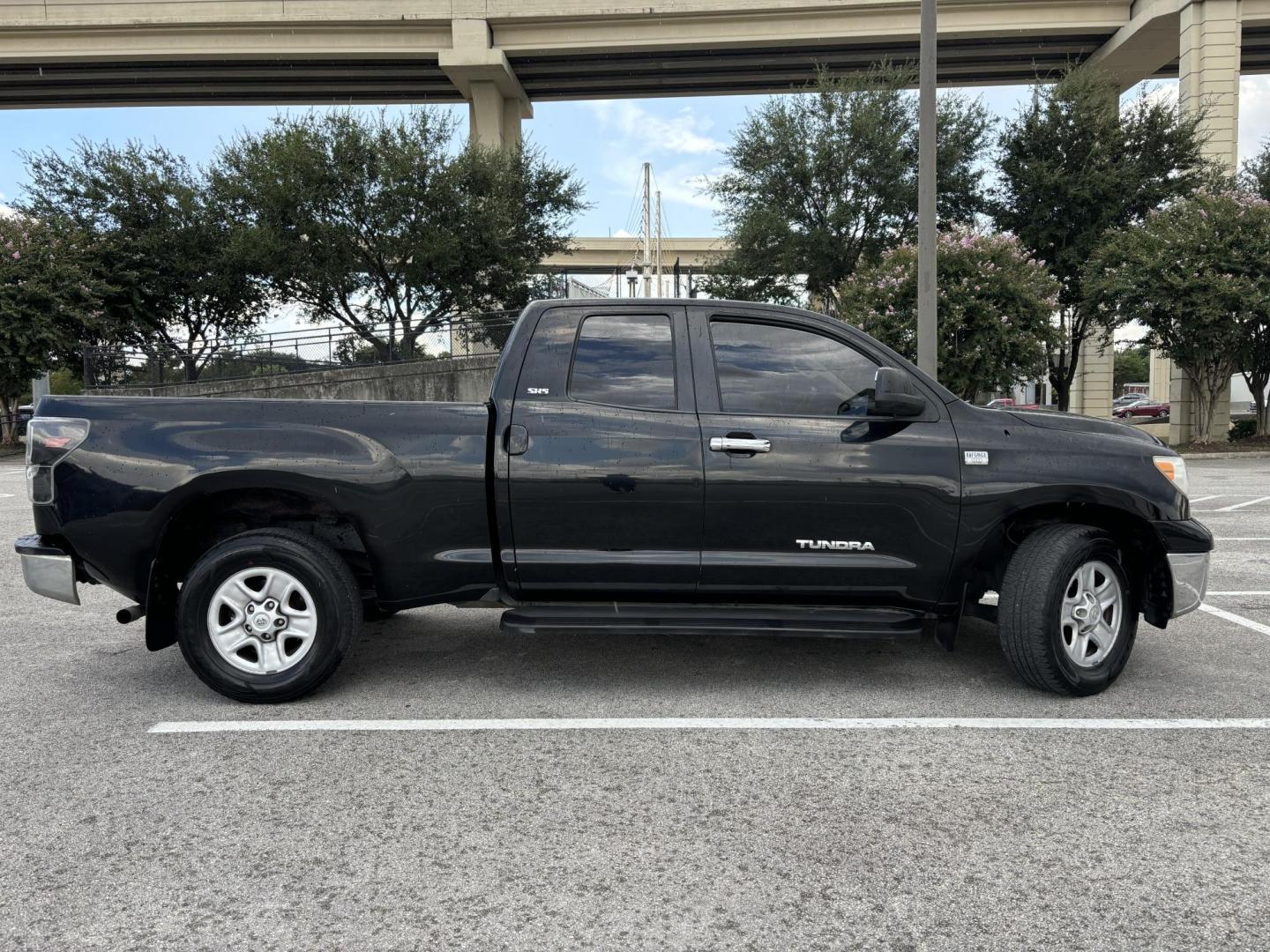 2008 Black Toyota Tundra SR5 Double Cab 4.7L 2WD (5TBRT54128S) with an 4.7L V8 DOHC 32V engine, 5-Speed Automatic Overdrive transmission, located at 5005 Telephone Rd., Houston, TX, 77087, (713) 641-0980, 29.690666, -95.298683 - Photo#5