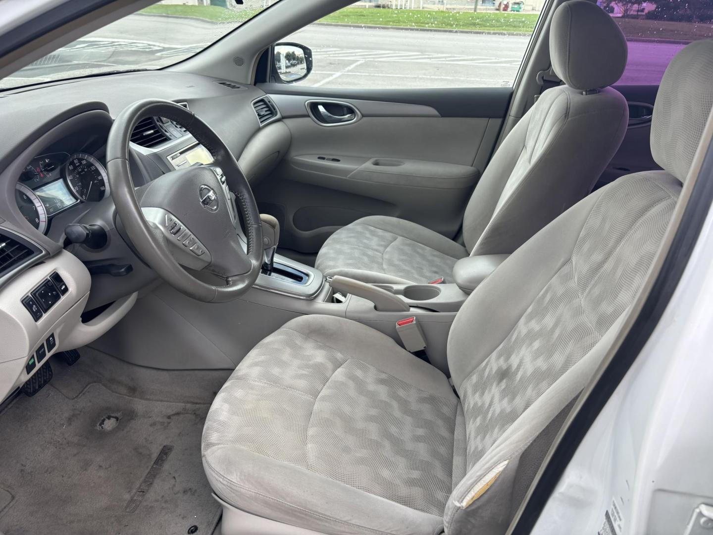 2013 White Nissan Sentra S 6MT (3N1AB7AP8DL) with an 2.0L L4 DOHC 16V engine, 6-Speed Manual transmission, located at 5005 Telephone Rd., Houston, TX, 77087, (713) 641-0980, 29.690666, -95.298683 - Photo#7