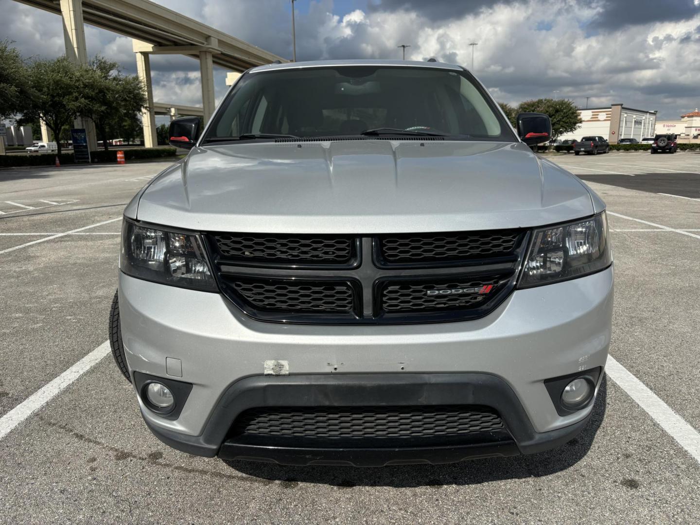 2014 Silver Dodge Journey SXT (3C4PDCBG6ET) with an 3.6L V6 DOHC 24V engine, 6-Speed Automatic transmission, located at 5005 Telephone Rd., Houston, TX, 77087, (713) 641-0980, 29.690666, -95.298683 - Photo#1