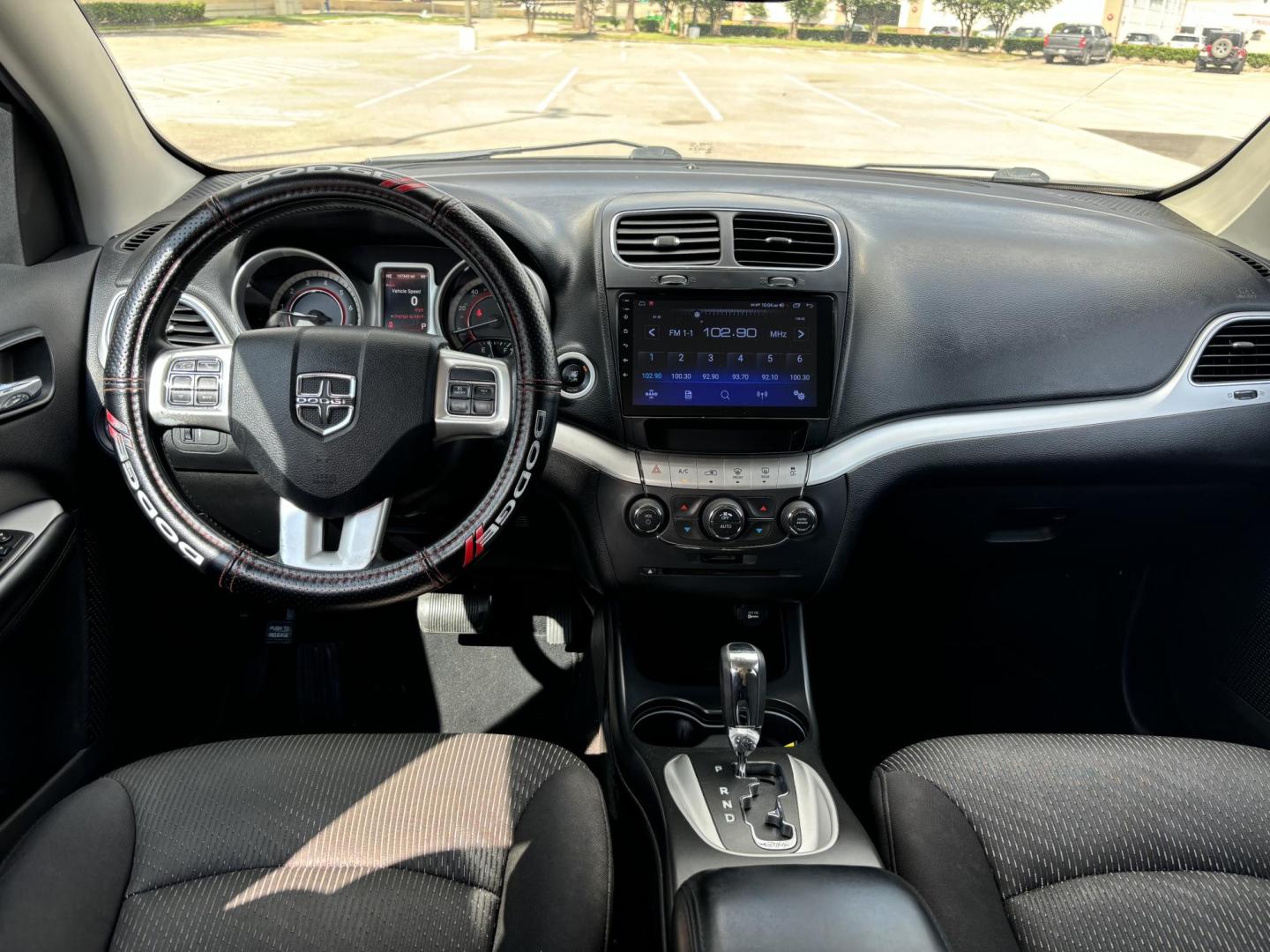 2014 Silver Dodge Journey SXT (3C4PDCBG6ET) with an 3.6L V6 DOHC 24V engine, 6-Speed Automatic transmission, located at 5005 Telephone Rd., Houston, TX, 77087, (713) 641-0980, 29.690666, -95.298683 - Photo#9