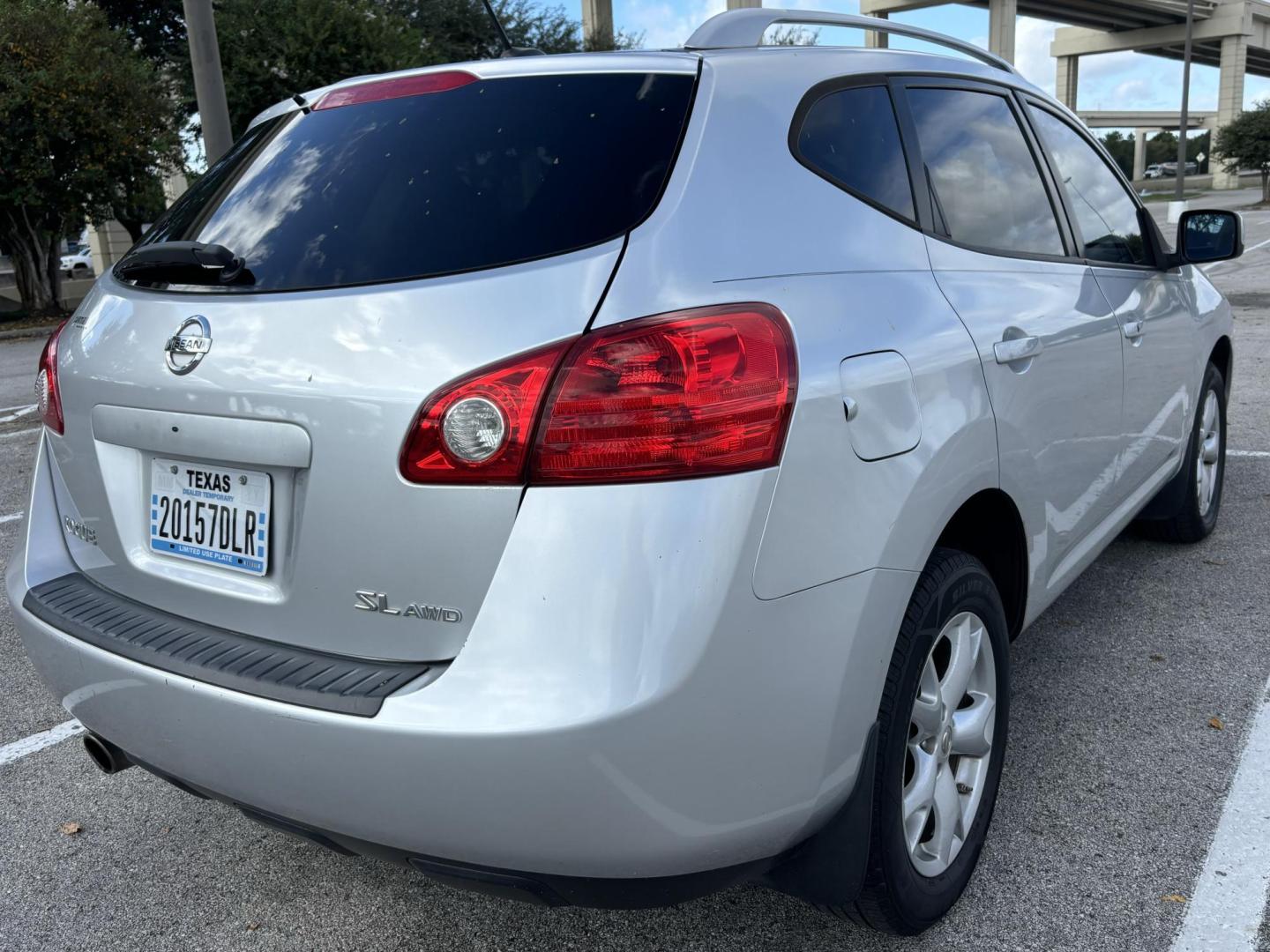 2008 Silver Nissan Rogue S AWD (JN8AS58VX8W) with an 2.5L L4 DOHC 16V engine, CVT transmission, located at 5005 Telephone Rd., Houston, TX, 77087, (713) 641-0980, 29.690666, -95.298683 - Photo#4