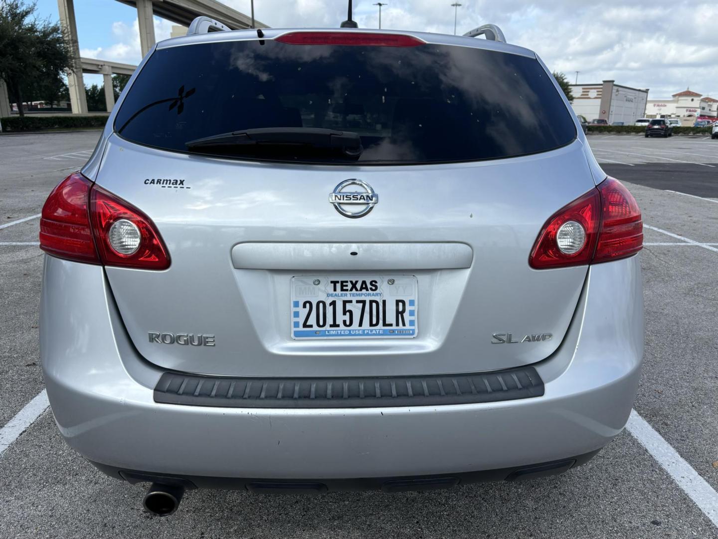 2008 Silver Nissan Rogue S AWD (JN8AS58VX8W) with an 2.5L L4 DOHC 16V engine, CVT transmission, located at 5005 Telephone Rd., Houston, TX, 77087, (713) 641-0980, 29.690666, -95.298683 - Photo#5