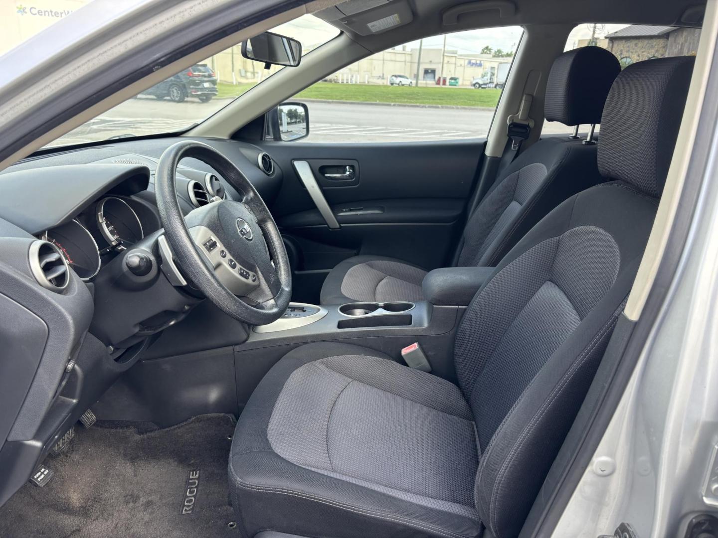 2008 Silver Nissan Rogue S AWD (JN8AS58VX8W) with an 2.5L L4 DOHC 16V engine, CVT transmission, located at 5005 Telephone Rd., Houston, TX, 77087, (713) 641-0980, 29.690666, -95.298683 - Photo#7
