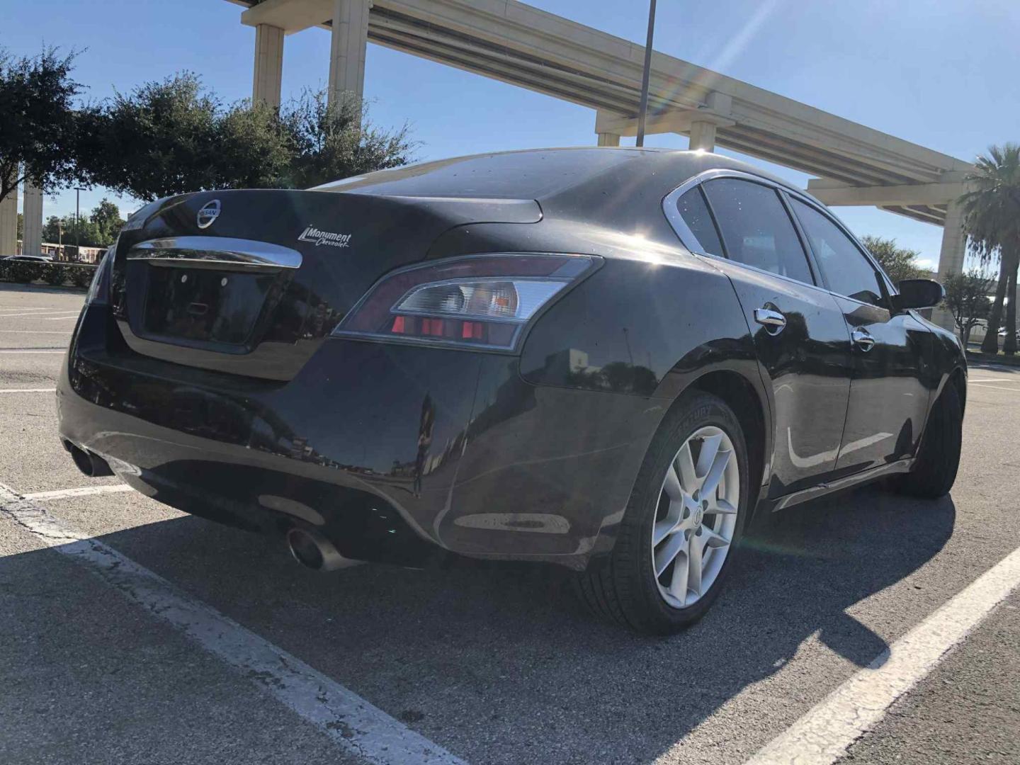 2015 Black Nissan Altima 2.5 S (1N4AL3AP7FN) with an 2.5L L4 DOHC 16V engine, Continuously Variable Transmission transmission, located at 5005 Telephone Rd., Houston, TX, 77087, (713) 641-0980, 29.690666, -95.298683 - Photo#3