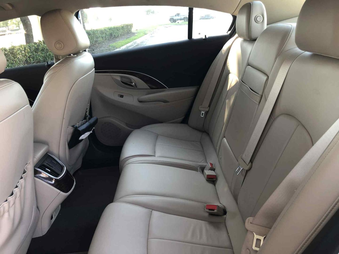 2015 Buick LaCrosse Leather Package (1G4GB5G31FF) with an 3.6L V6 DOHC 24V FFV engine, 6-Speed Automatic transmission, located at 5005 Telephone Rd., Houston, TX, 77087, (713) 641-0980, 29.690666, -95.298683 - Photo#6
