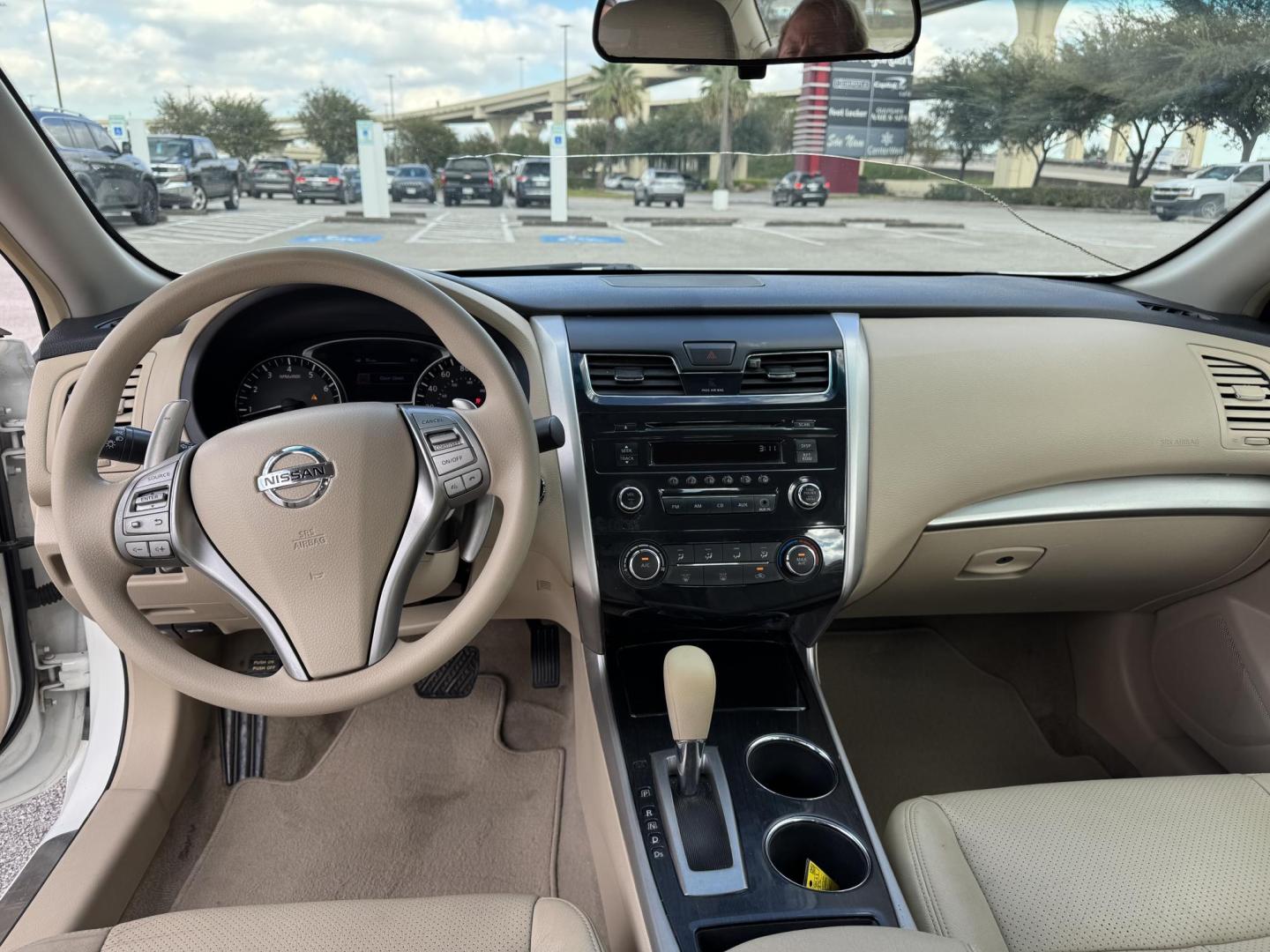 2013 white Nissan Altima 3.5 SV (1N4BL3AP9DC) with an 3.5L V6 DOHC 24V engine, Continuously Variable Transmission transmission, located at 5005 Telephone Rd., Houston, TX, 77087, (713) 641-0980, 29.690666, -95.298683 - Photo#3