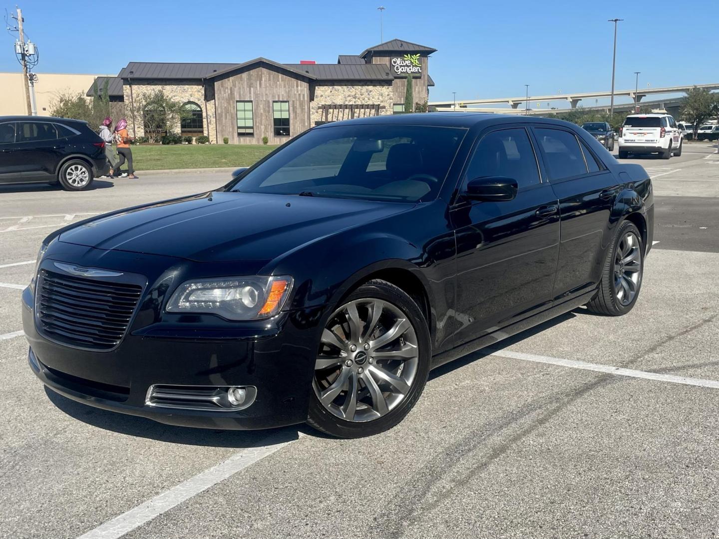 2014 Black Chrysler 300 S V6 RWD (2C3CCABG8EH) with an 3.6L V6 DOHC 24V engine, 8-Speed Automatic transmission, located at 5005 Telephone Rd., Houston, TX, 77087, (713) 641-0980, 29.690666, -95.298683 - Photo#0