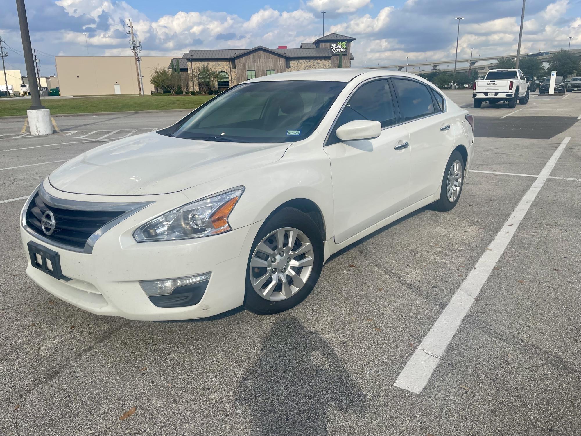 photo of 2015 Nissan Altima 2.5 S