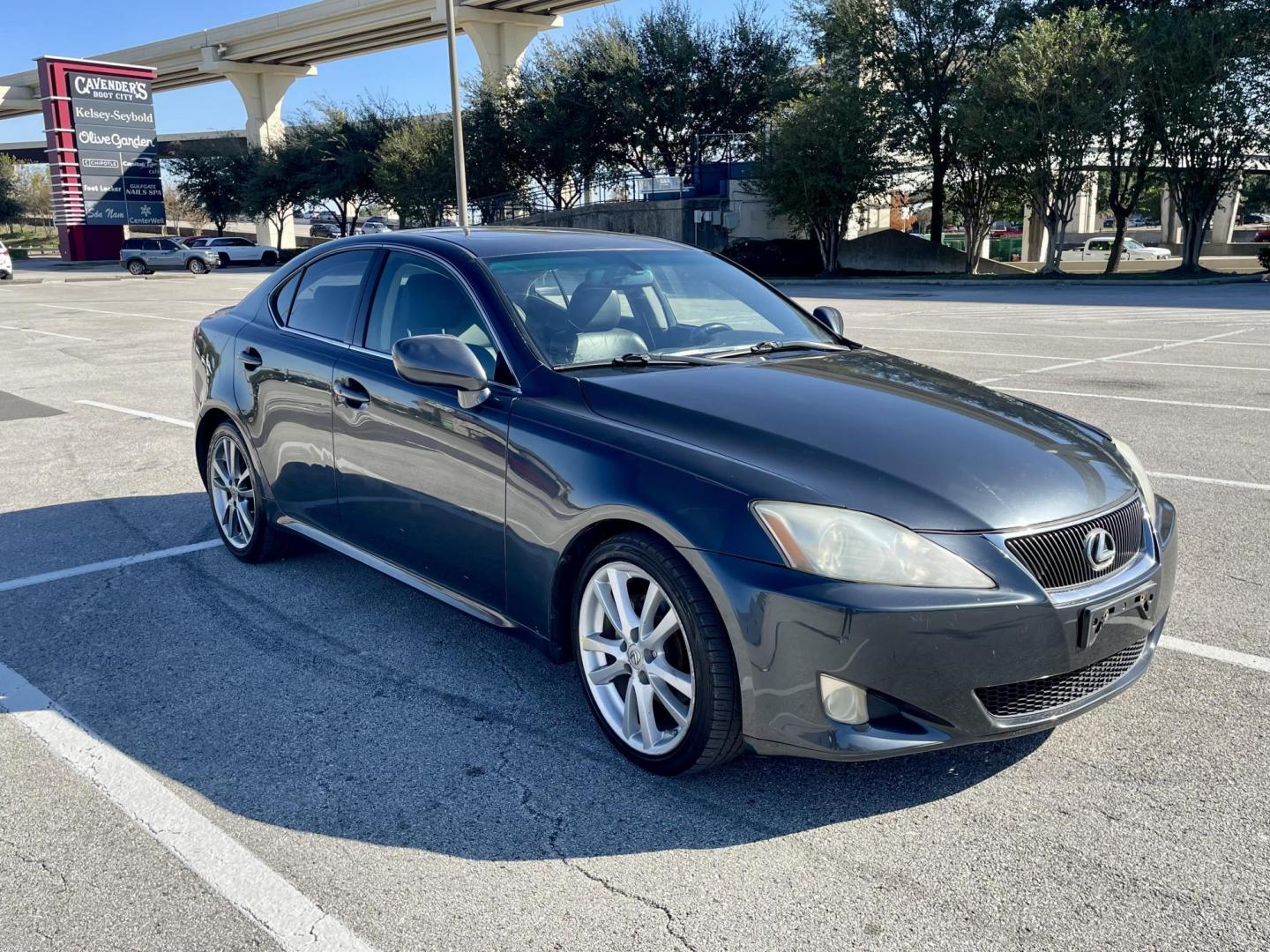 2008 Gray Lexus IS IS 250 6-Speed Manual (JTHBK262085) with an 2.5L V6 24V DOHC engine, 6-Speed Manual Overdrive transmission, located at 5005 Telephone Rd., Houston, TX, 77087, (713) 641-0980, 29.690666, -95.298683 - Photo#3
