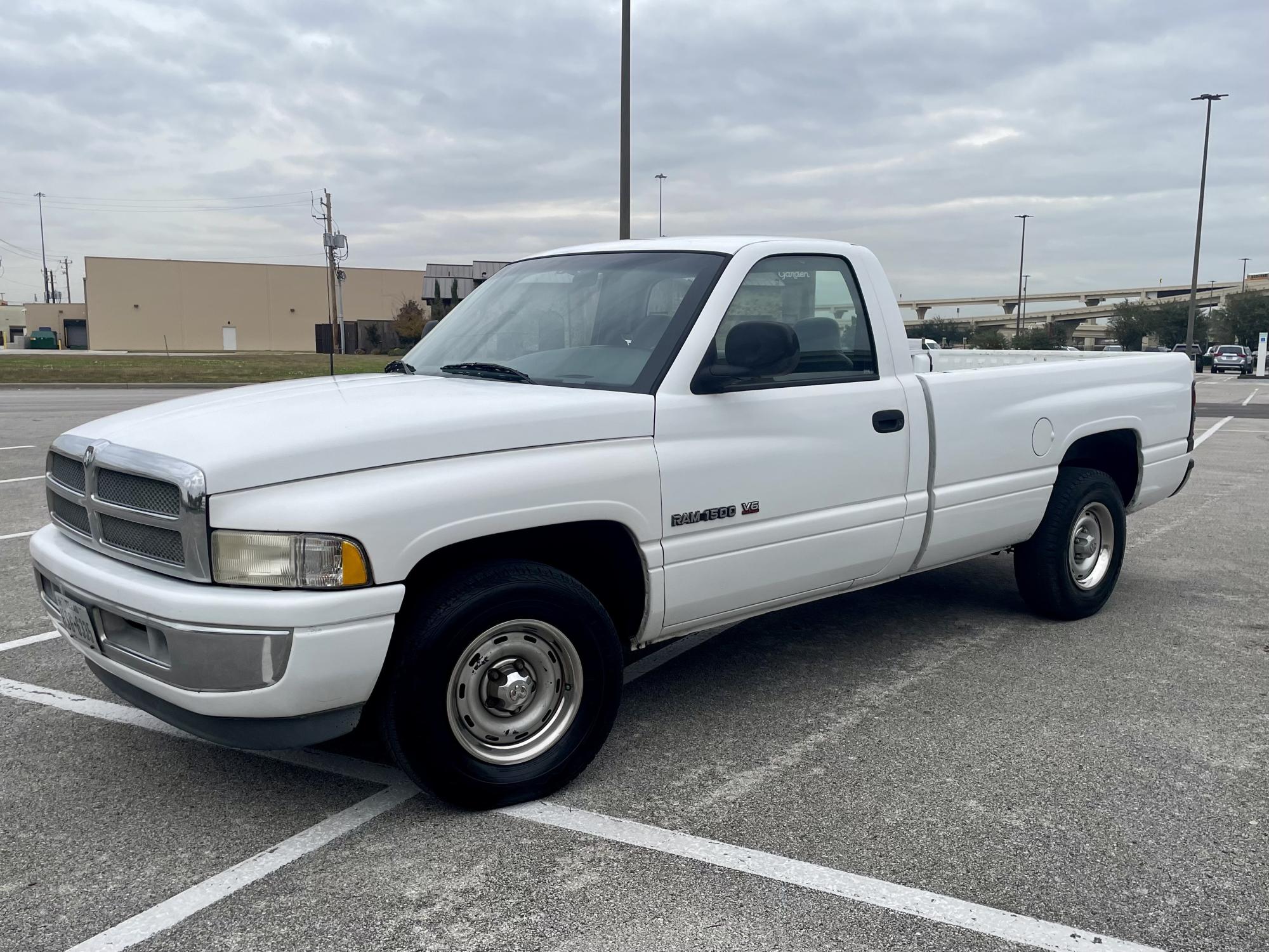 photo of 2000 Dodge Ram 1500 Reg. Cab Long Bed 2WD
