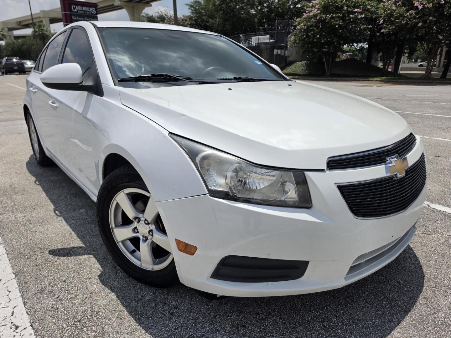 2013 white Chevrolet Cruze ECO Manual (1G1PK5SB3D7) with an 1.4L L4 DOHC 16V TURBO FFV engine, 6-Speed Manual transmission, located at 5005 Telephone Rd., Houston, TX, 77087, (713) 641-0980, 29.690666, -95.298683- Photo#2
