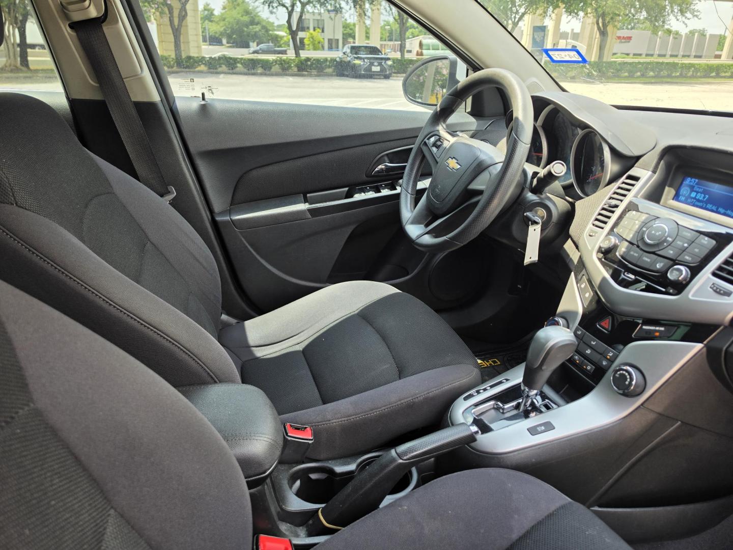 2013 white Chevrolet Cruze ECO Manual (1G1PK5SB3D7) with an 1.4L L4 DOHC 16V TURBO FFV engine, 6-Speed Manual transmission, located at 5005 Telephone Rd., Houston, TX, 77087, (713) 641-0980, 29.690666, -95.298683- Photo#4