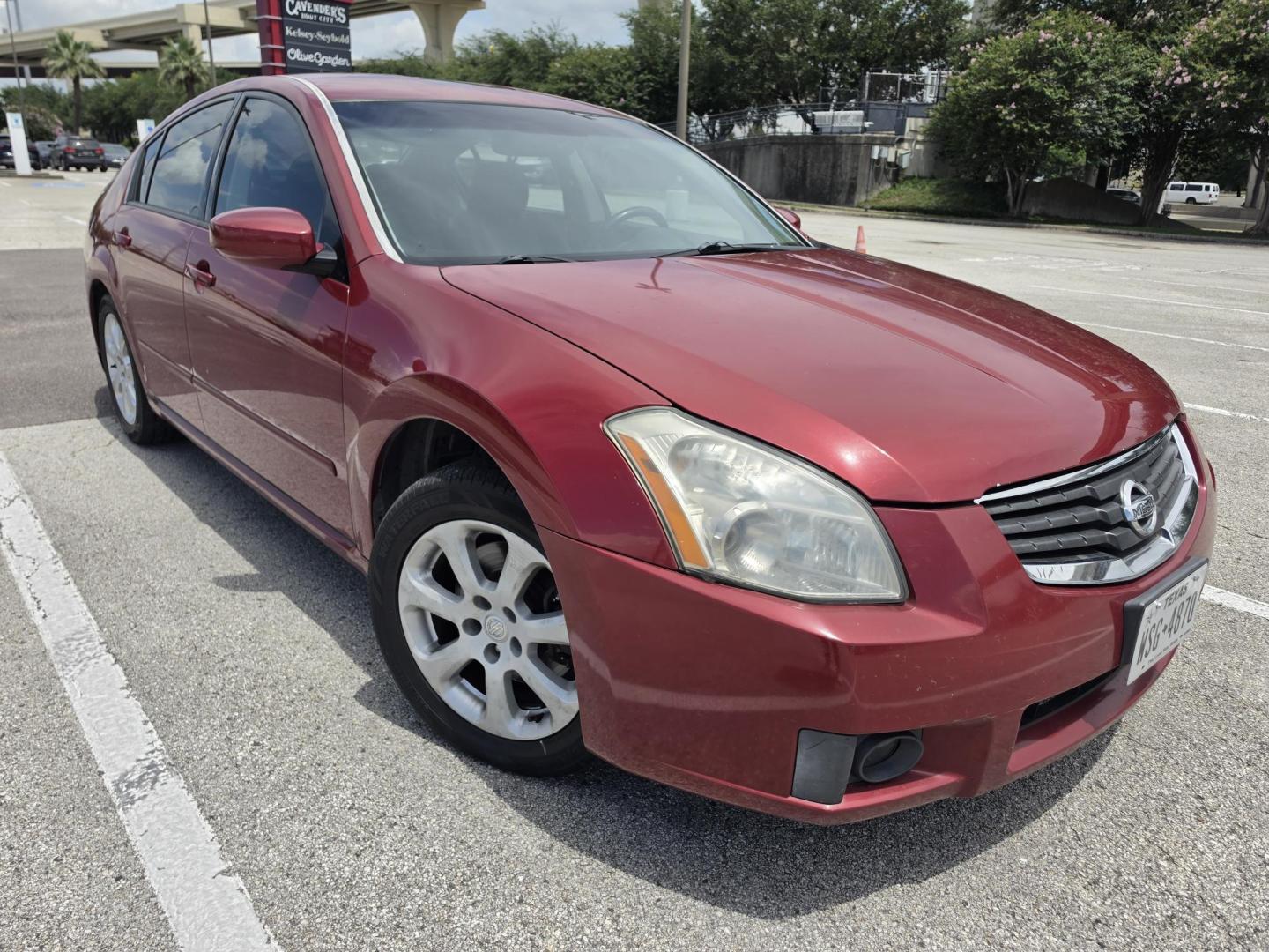 2007 Red Nissan Maxima SE (1N4BA41EX7C) with an 3.5L V6 DOHC 24V engine, located at 5005 Telephone Rd., Houston, TX, 77087, (713) 641-0980, 29.690666, -95.298683- Photo#3