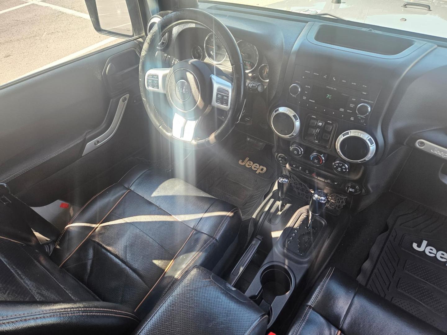 2011 silver Jeep Wrangler Jeep 70th Anniversary (1J4BA7H18BL) with an 3.8L V6 OHV 12V engine, located at 5005 Telephone Rd., Houston, TX, 77087, (713) 641-0980, 29.690666, -95.298683 - Photo#4