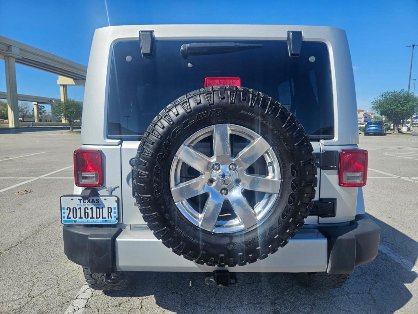 2011 silver Jeep Wrangler Jeep 70th Anniversary (1J4BA7H18BL) with an 3.8L V6 OHV 12V engine, located at 5005 Telephone Rd., Houston, TX, 77087, (713) 641-0980, 29.690666, -95.298683 - Photo#3