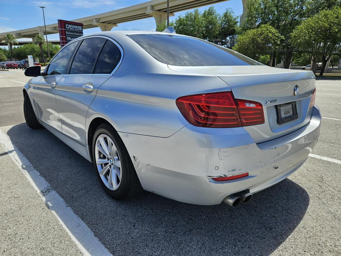 2016 silver BMW 5-Series 528i xDrive (WBA5A7C56GG) with an 3.0L L6 DOHC 24V engine, 8A transmission, located at 5005 Telephone Rd., Houston, TX, 77087, (713) 641-0980, 29.690666, -95.298683 - Photo#1