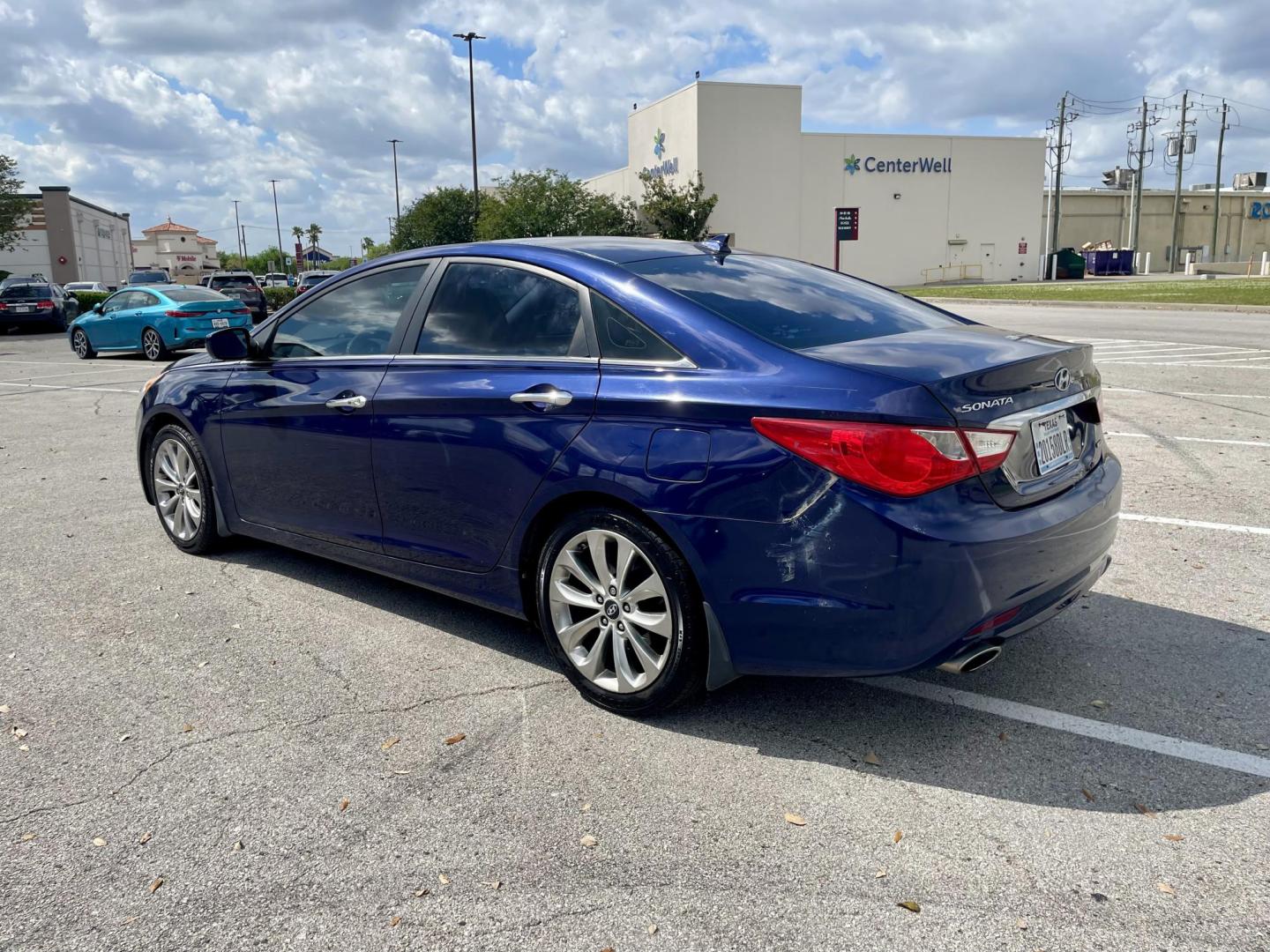 2013 Blue Hyundai Sonata Limited Auto (5NPEC4AC4DH) with an 2.4L L4 DOHC 16V engine, 6-Speed Automatic transmission, located at 5005 Telephone Rd., Houston, TX, 77087, (713) 641-0980, 29.690666, -95.298683 - Photo#1