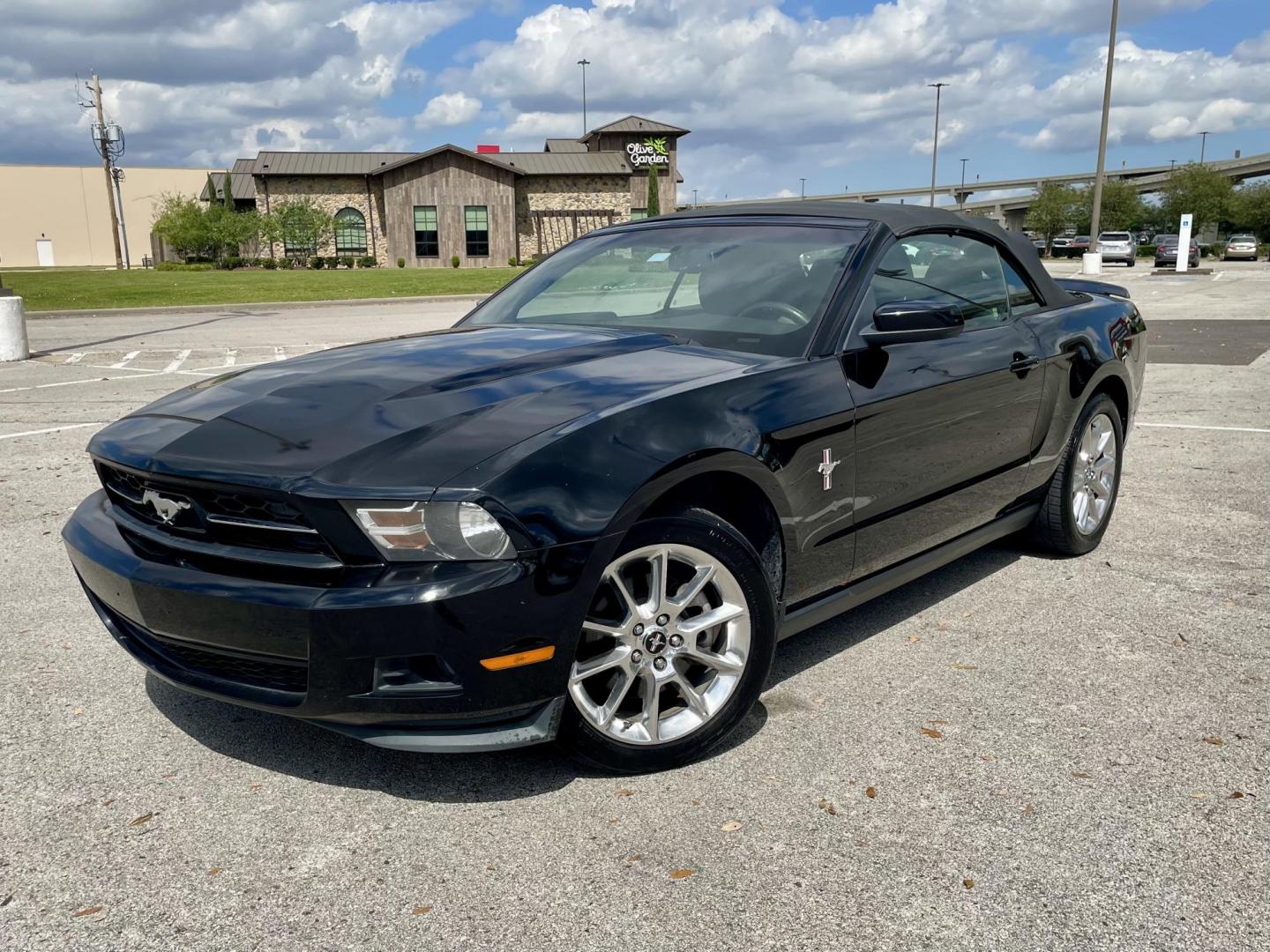 2011 Black Ford Mustang V6 Convertible (1ZVBP8EM6B5) with an 3.7L V6 DOHC 24V engine, located at 5005 Telephone Rd., Houston, TX, 77087, (713) 641-0980, 29.690666, -95.298683 - Photo#0