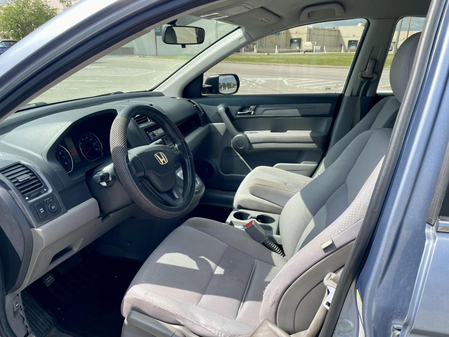 2008 Blue Honda CR-V LX 2WD AT (3CZRE38328G) with an 2.4L L4 DOHC 16V engine, 5-Speed Automatic Overdrive transmission, located at 5005 Telephone Rd., Houston, TX, 77087, (713) 641-0980, 29.690666, -95.298683 - Photo#4