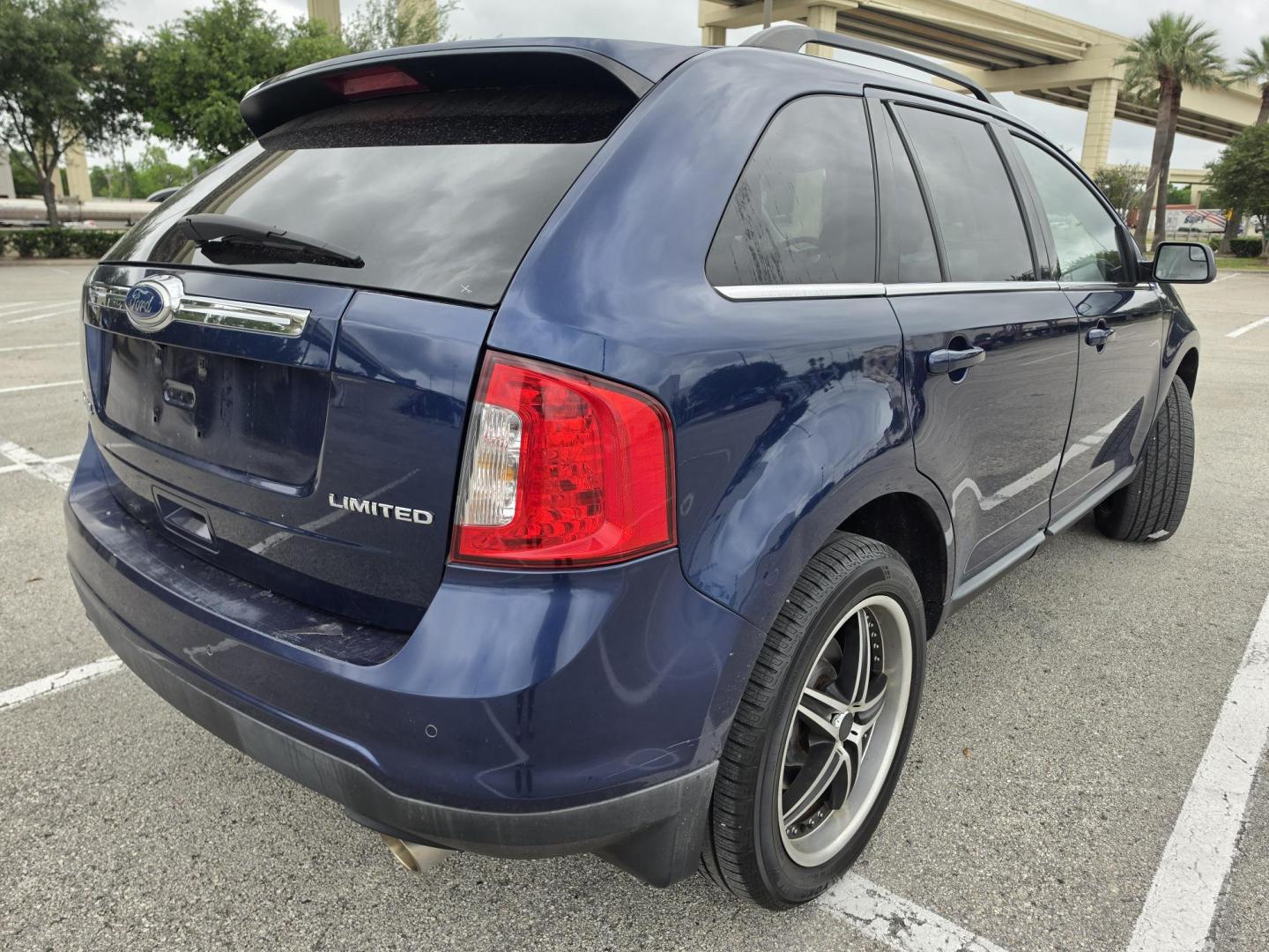 2012 Blue Ford Edge Limited FWD (2FMDK3KC8CB) with an 3.5L V6 DOHC 24V engine, 6-Speed Automatic transmission, located at 5005 Telephone Rd., Houston, TX, 77087, (713) 641-0980, 29.690666, -95.298683 - Photo#1