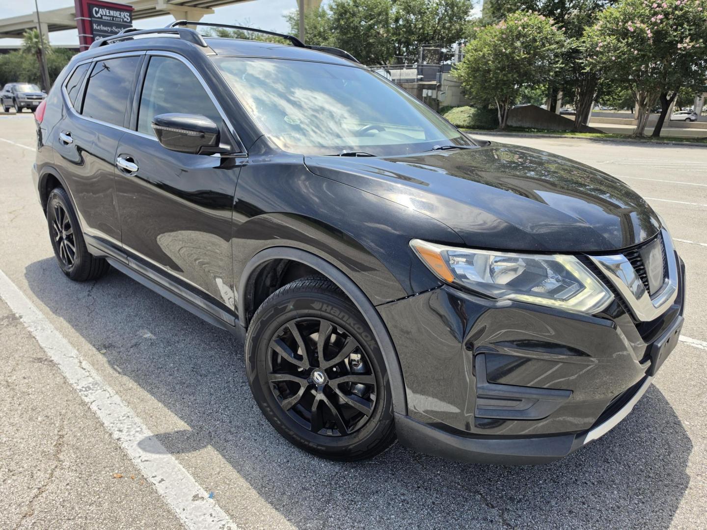 2017 Black Nissan Rogue S AWD (5N1AT2MV0HC) with an 2.5L L4 DOHC 16V engine, CVT transmission, located at 5005 Telephone Rd., Houston, TX, 77087, (713) 641-0980, 29.690666, -95.298683 - Photo#2