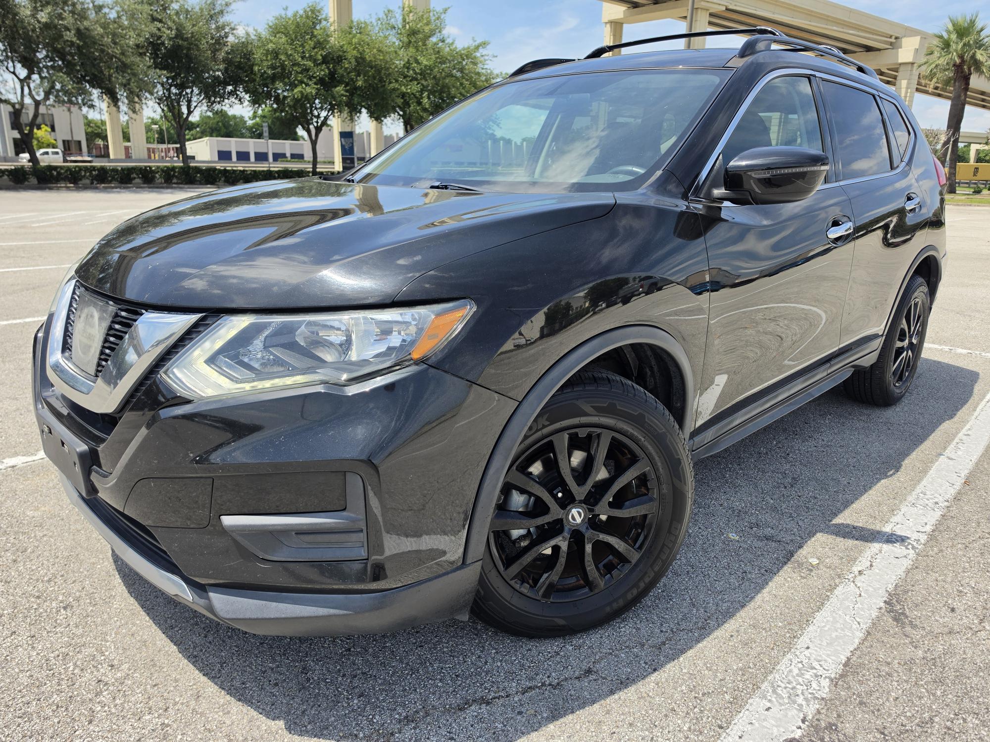 photo of 2017 Nissan Rogue S AWD