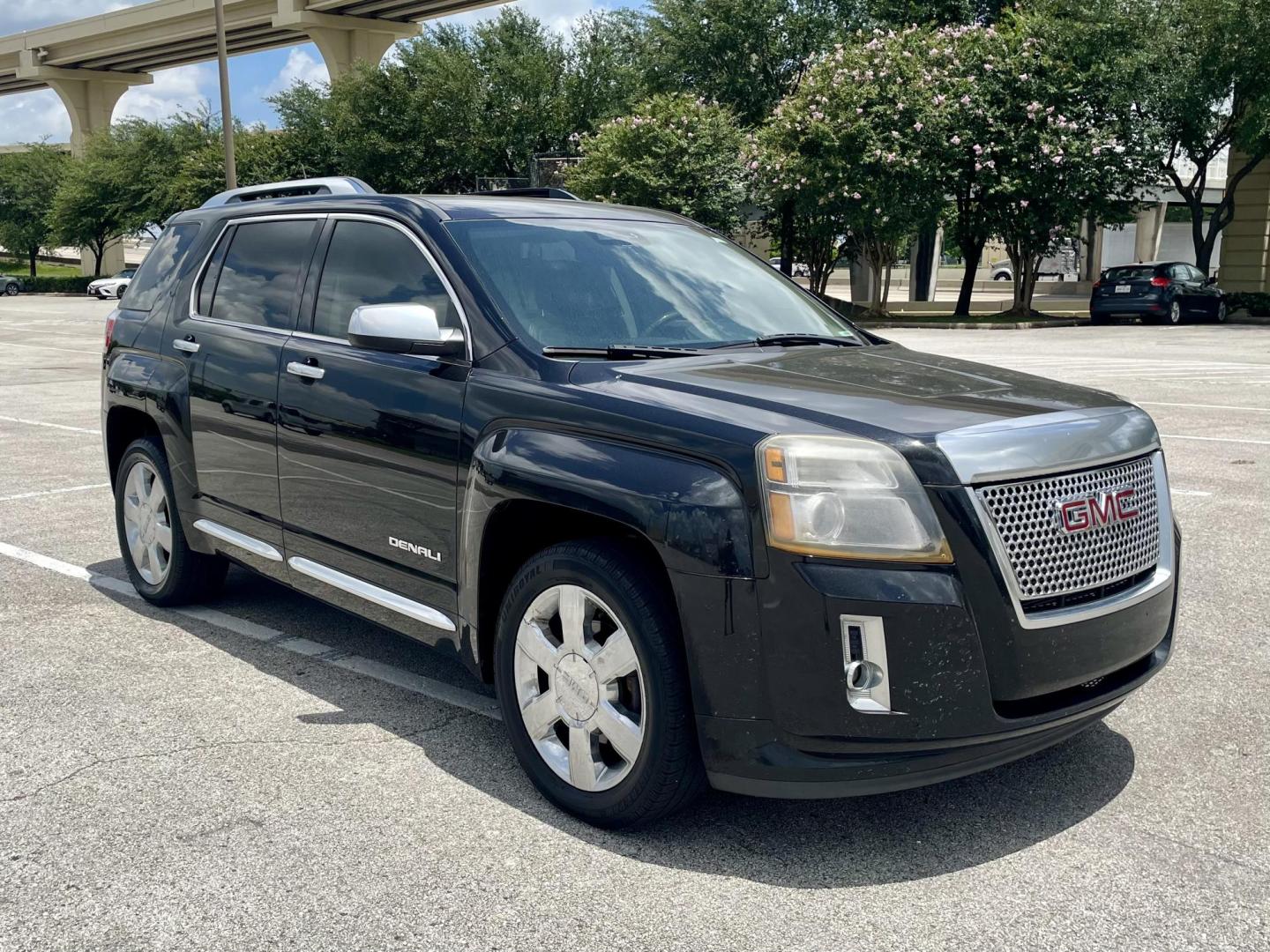 2015 Black GMC Terrain Denali AWD (2GKFLZE33F6) with an 3.6L V6 DOHC 24V engine, 6-Speed Automatic transmission, located at 5005 Telephone Rd., Houston, TX, 77087, (713) 641-0980, 29.690666, -95.298683- Photo#3