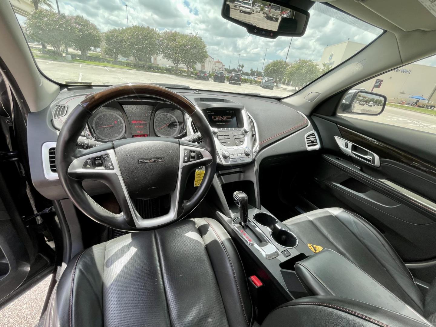2015 Black GMC Terrain Denali AWD (2GKFLZE33F6) with an 3.6L V6 DOHC 24V engine, 6-Speed Automatic transmission, located at 5005 Telephone Rd., Houston, TX, 77087, (713) 641-0980, 29.690666, -95.298683 - Photo#4