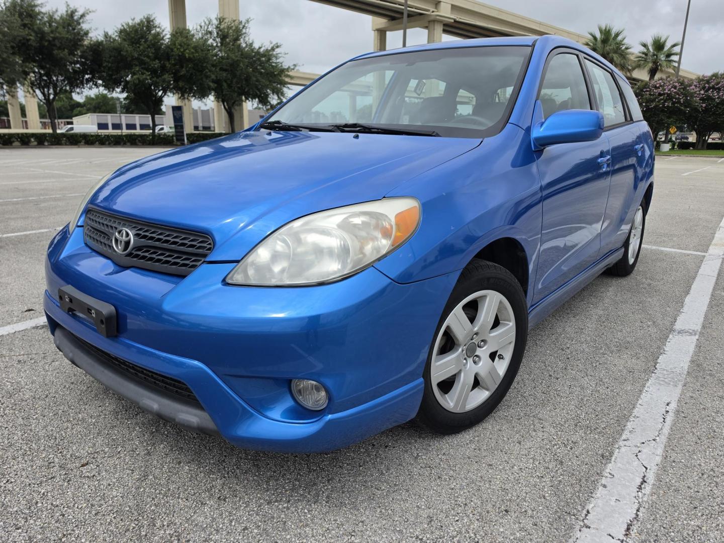 2008 Blue Toyota Matrix 2WD (2T1KR32E28C) with an 1.8L L4 DOHC 16V engine, located at 5005 Telephone Rd., Houston, TX, 77087, (713) 641-0980, 29.690666, -95.298683 - Photo#0