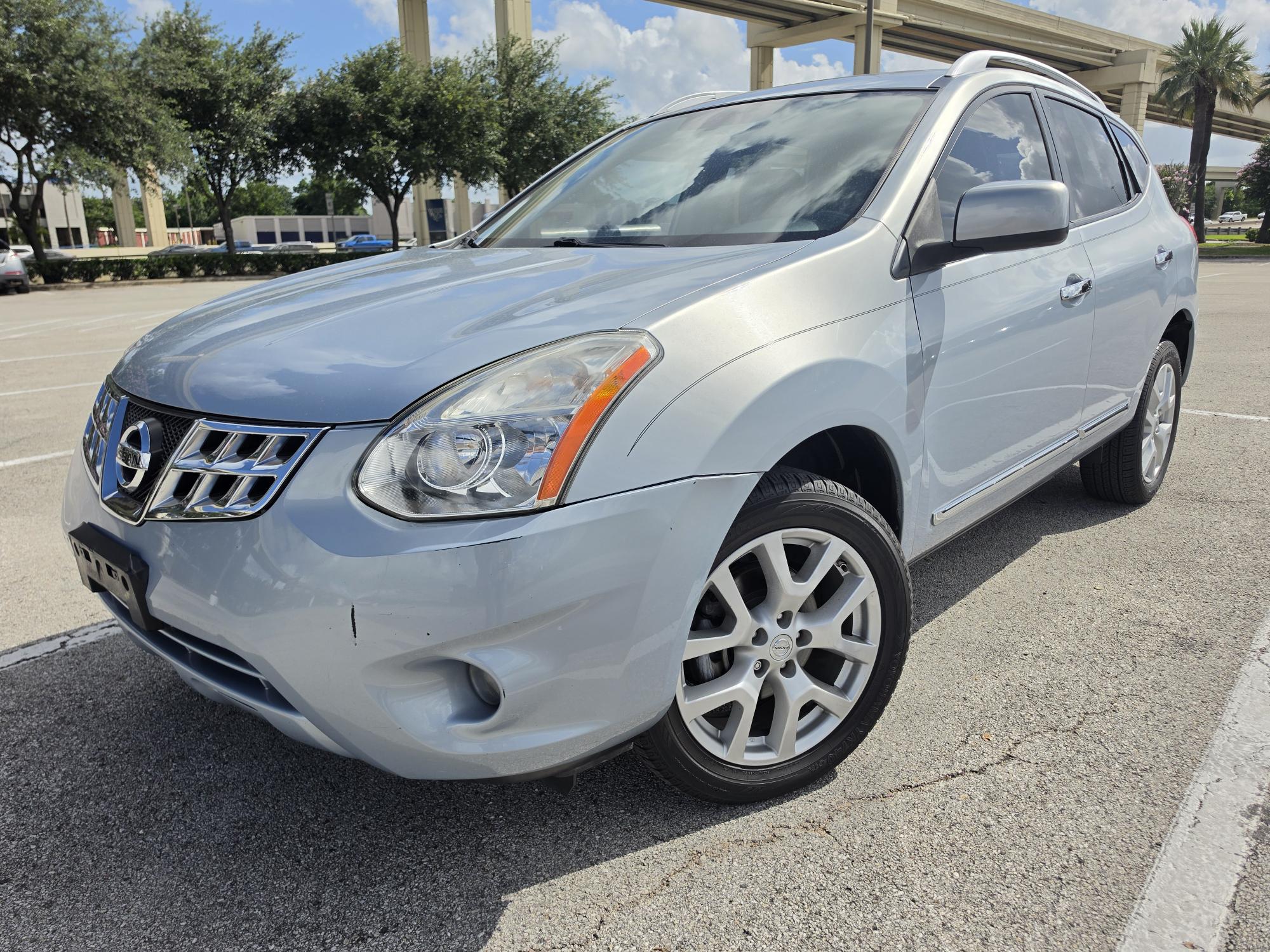 photo of 2011 Nissan Rogue S 2WD